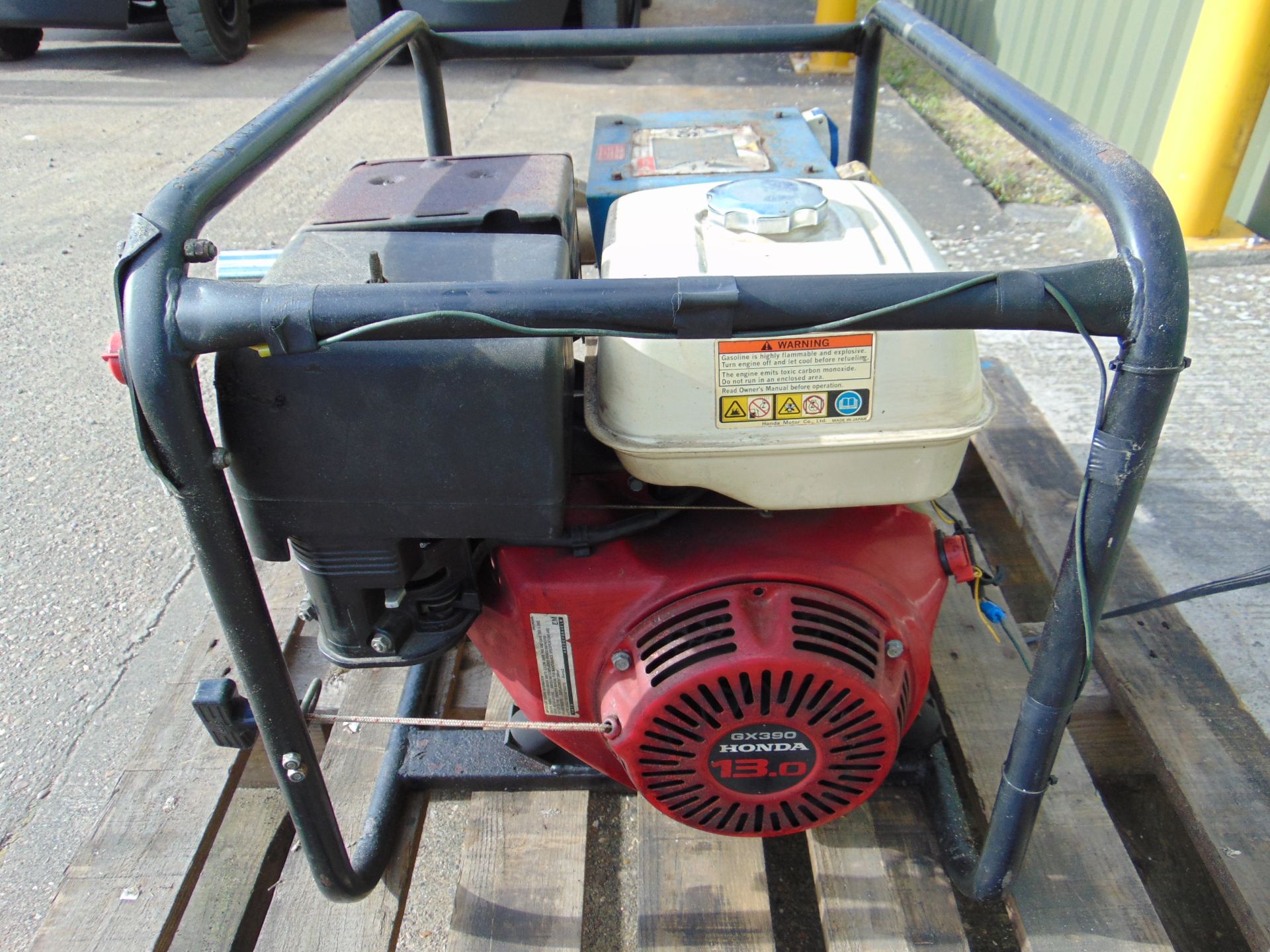 Stephill 6.5 KVA 110/230V Petrol Generator - Image 3 of 9