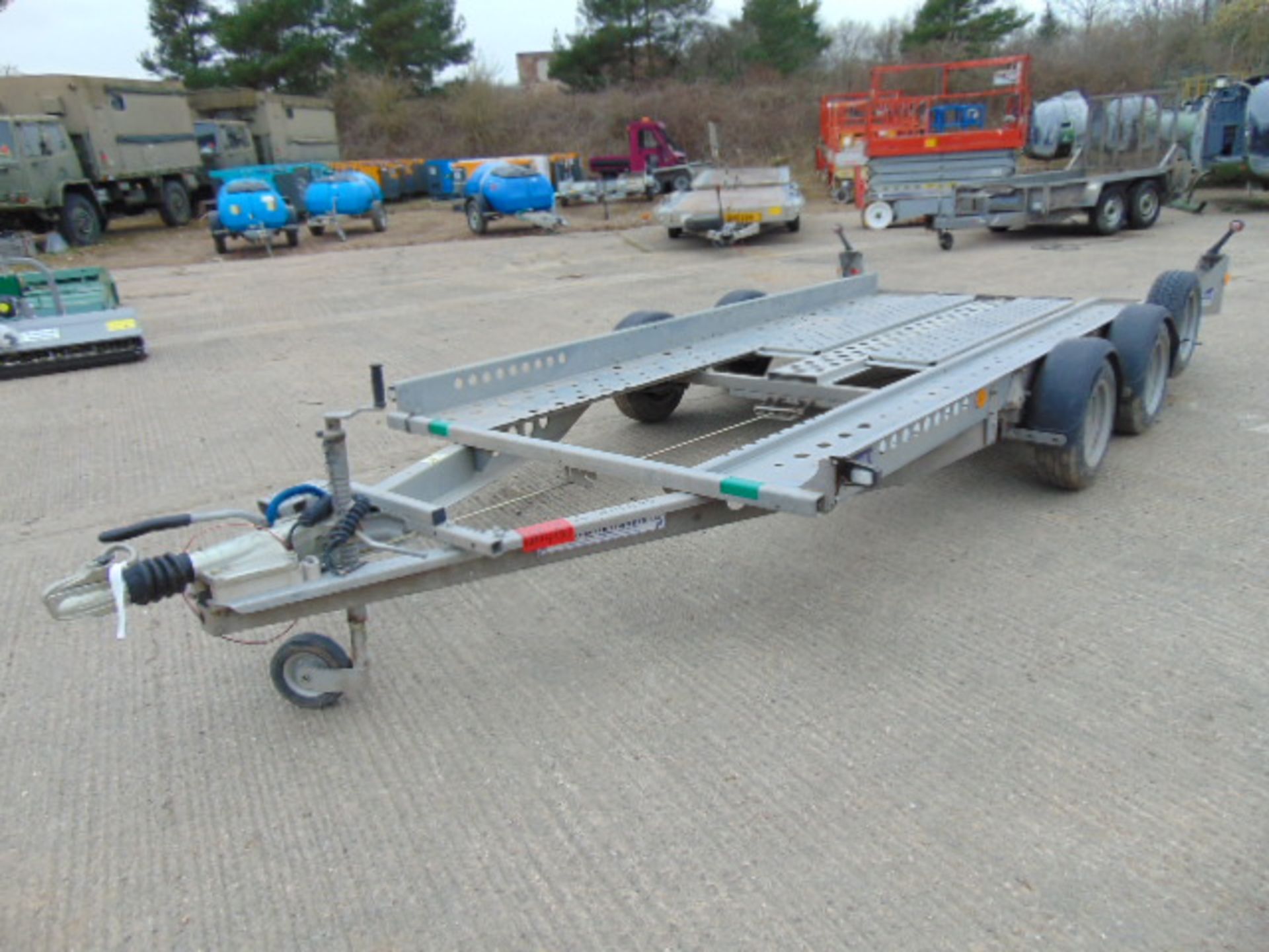 Ifor Williams Twin Axle Car Transporter Trailer c/w Pull Out Ramps