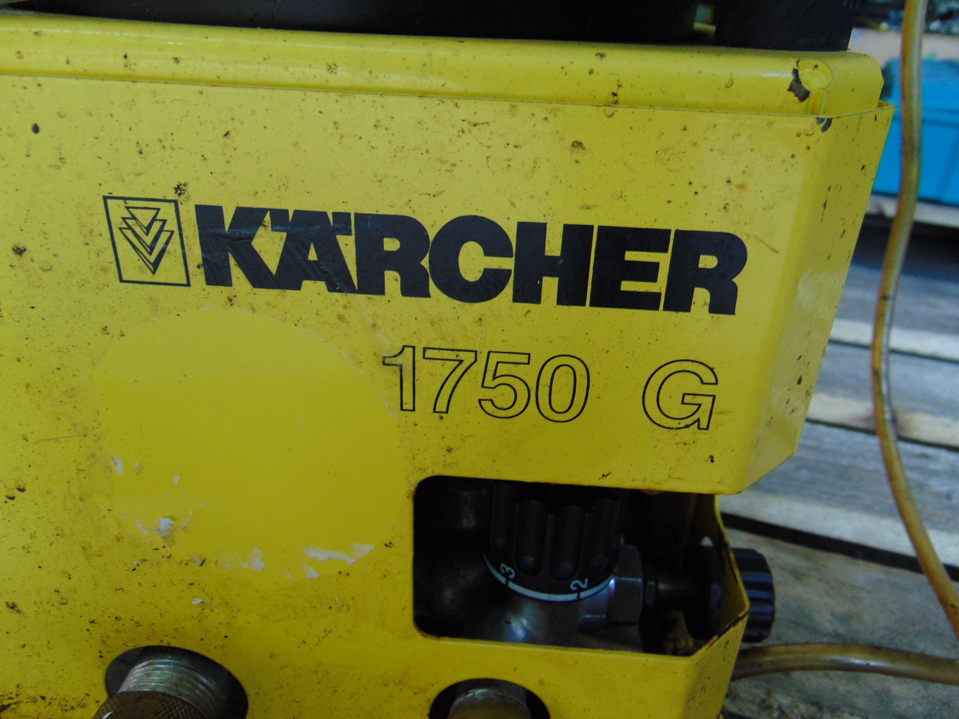 Karcher 1750 G - Quantum 5 HP Petrol Pressure Washer - Image 3 of 7