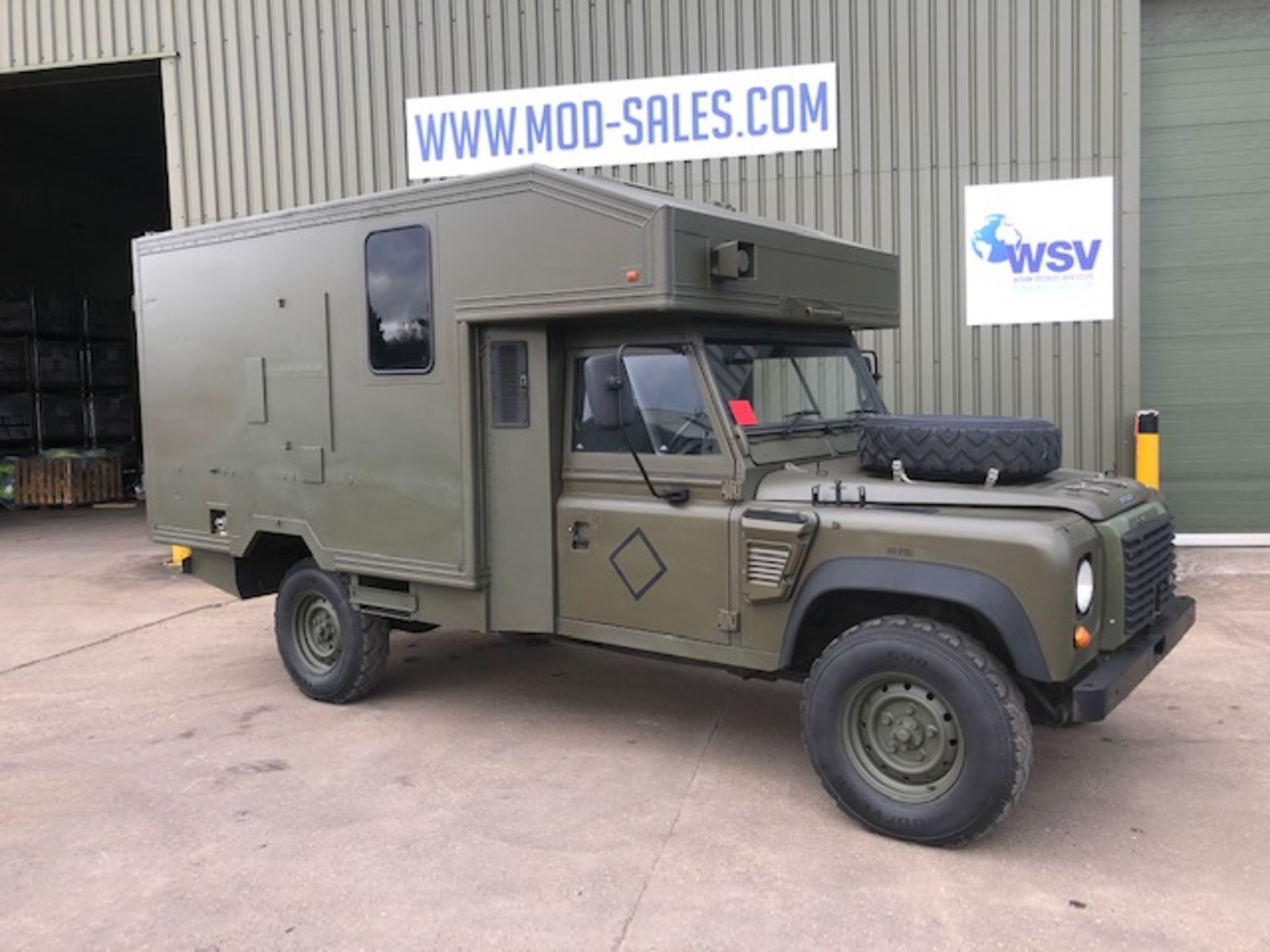 1997 Land Rover Wolf 130 Pulse Ambulance