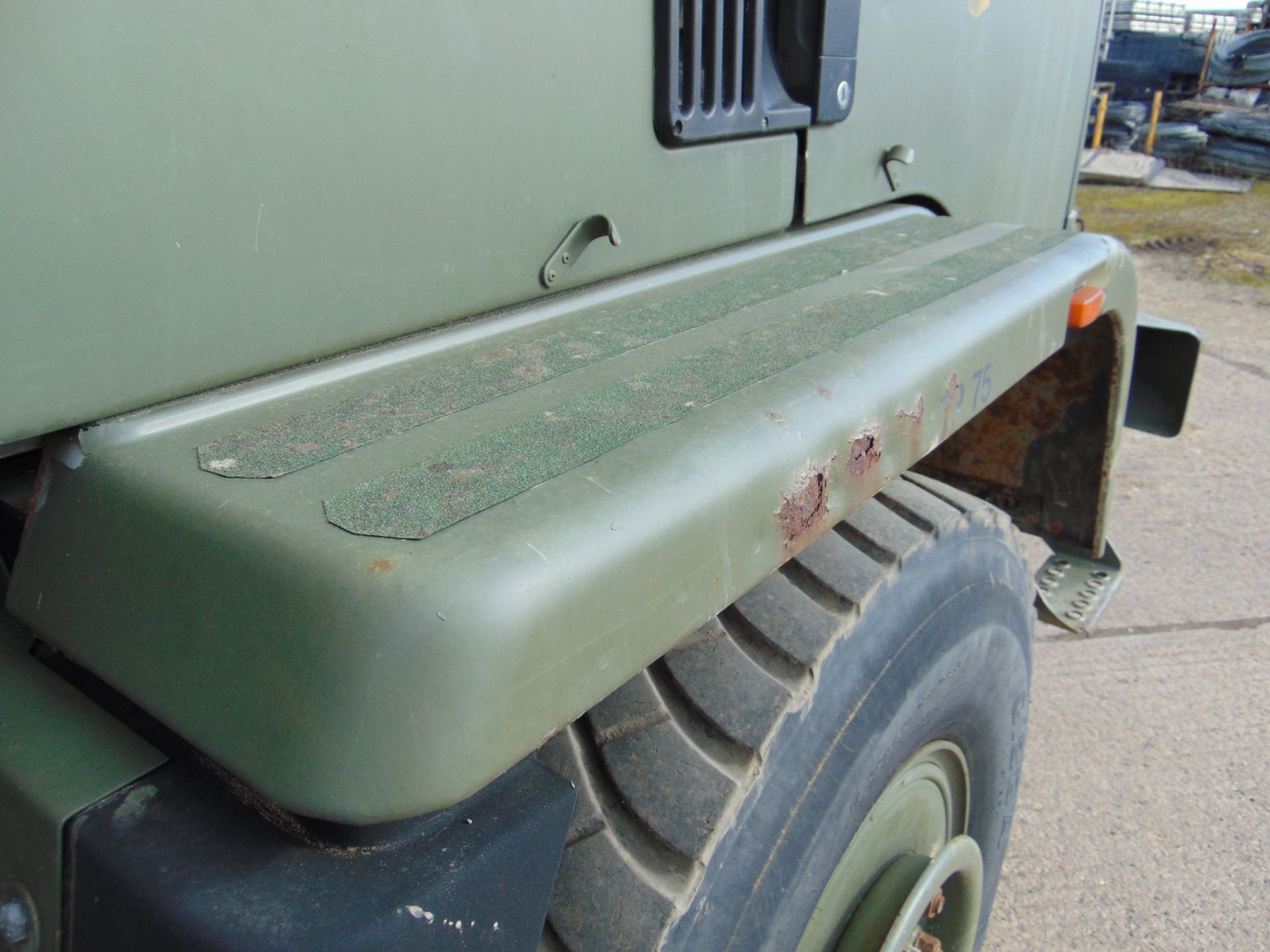 Leyland Daf 45/150 4 x 4 fitted with Hydraulic Winch ( operates Front and Rear ) - Image 17 of 24