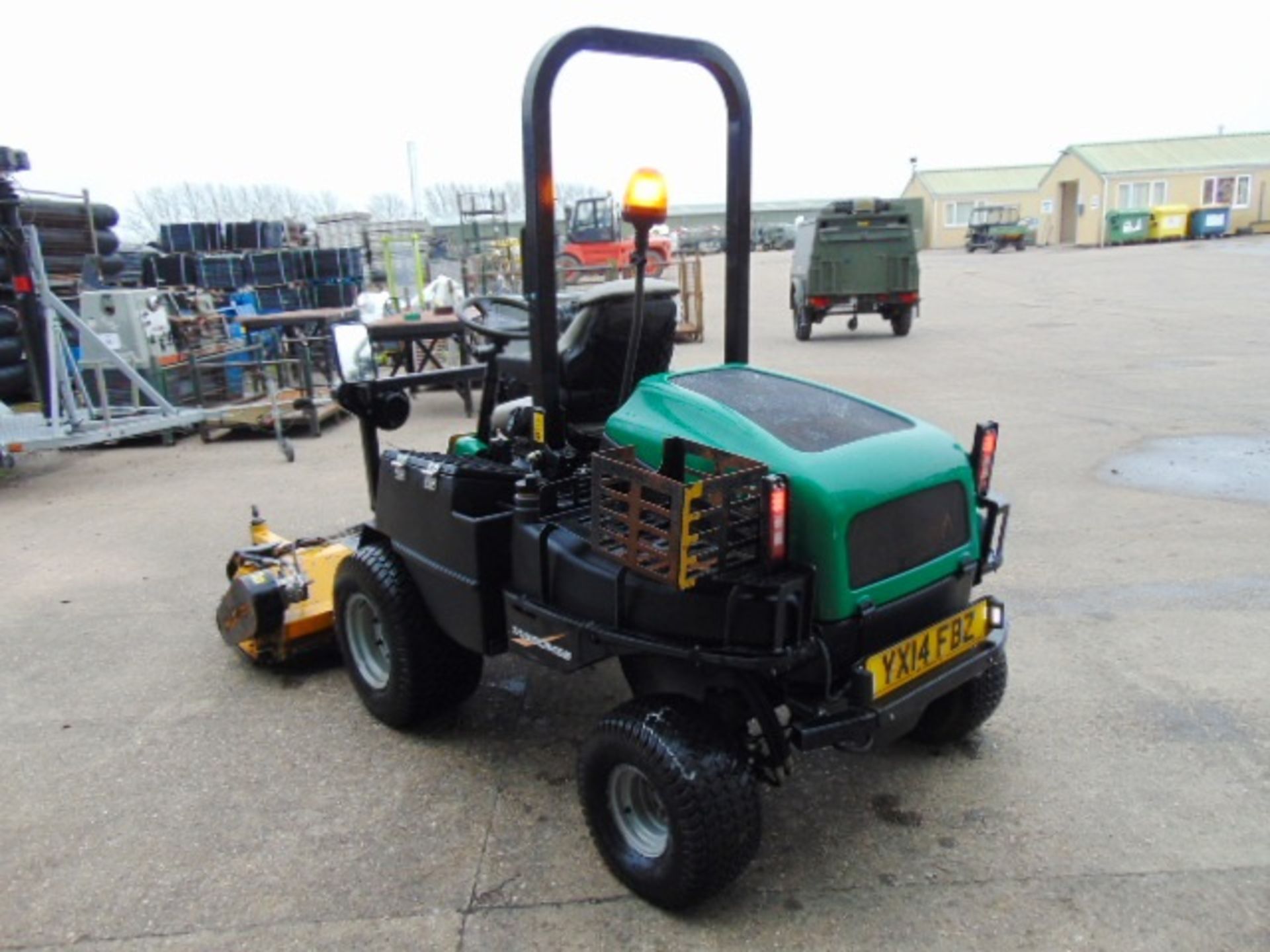 2014 Ransomes HR300 C/W Muthing Outfront Flail Mower ONLY 2,258 HOURS! - Image 8 of 19