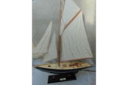 BEAUTIFUL MODEL OF ERIC TABARLYS YACHT PEN DUICK