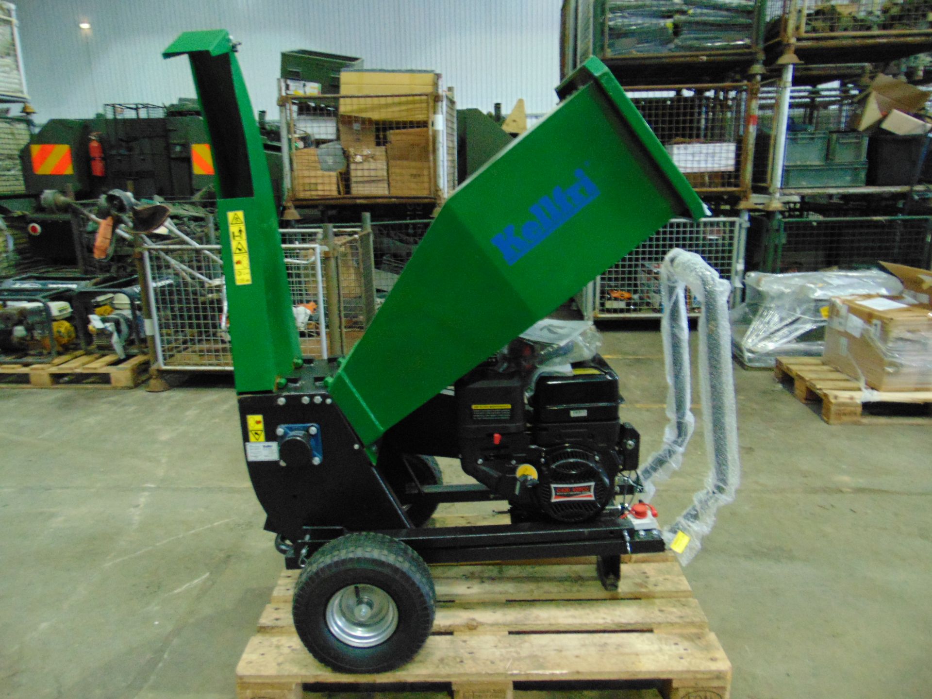 ** BRAND NEW ** Kellfri Petrol Driven Wood Chipper