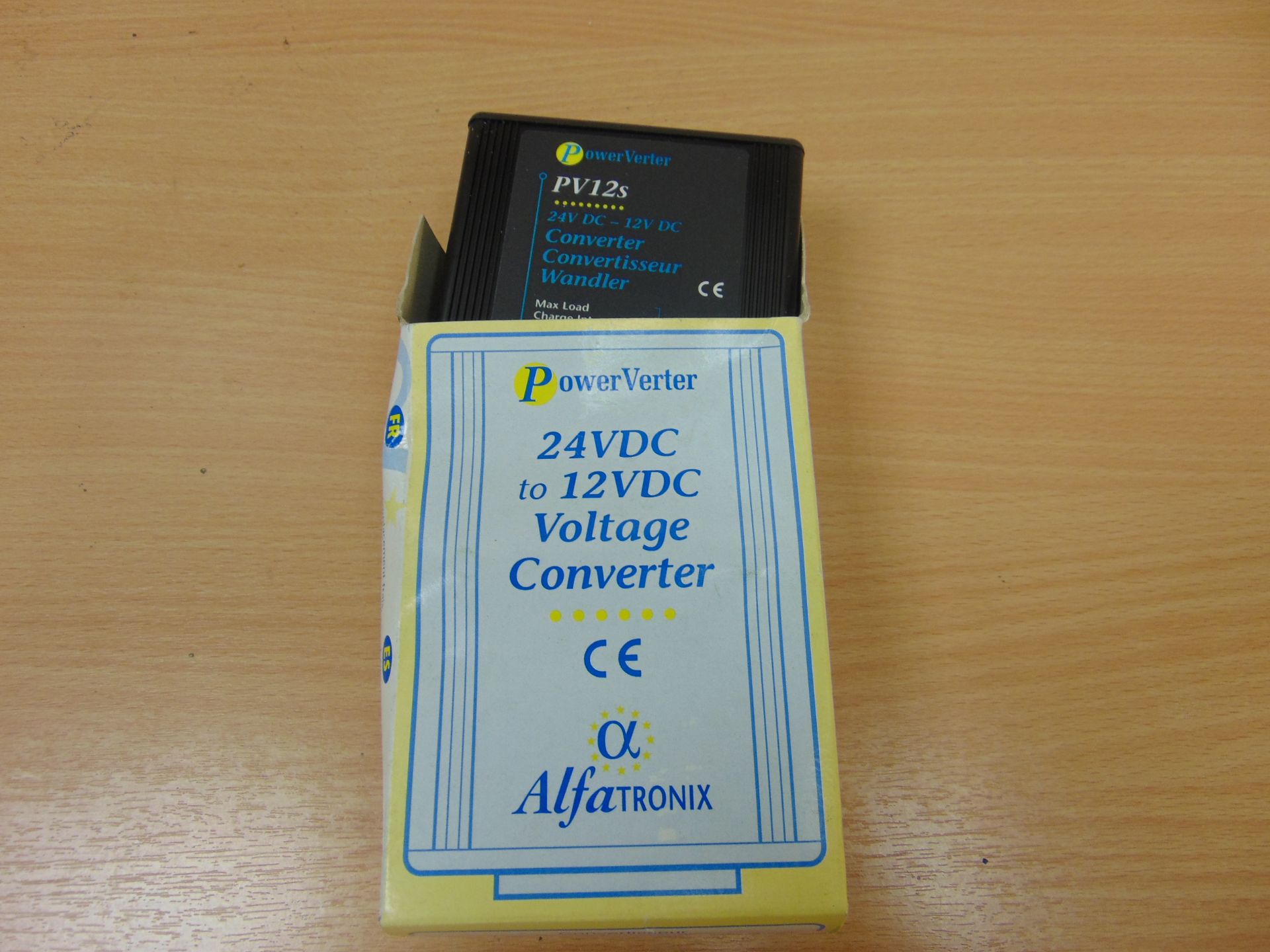 ALFATRONIX 24 VOLT TO 12 VOLT DC CONVERTER FOR USE IN HGV VEHICLES ETC. - Image 3 of 4