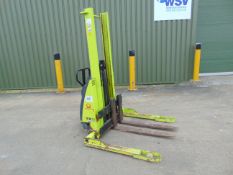 Pramac Straddle Pallet Stacker TX10