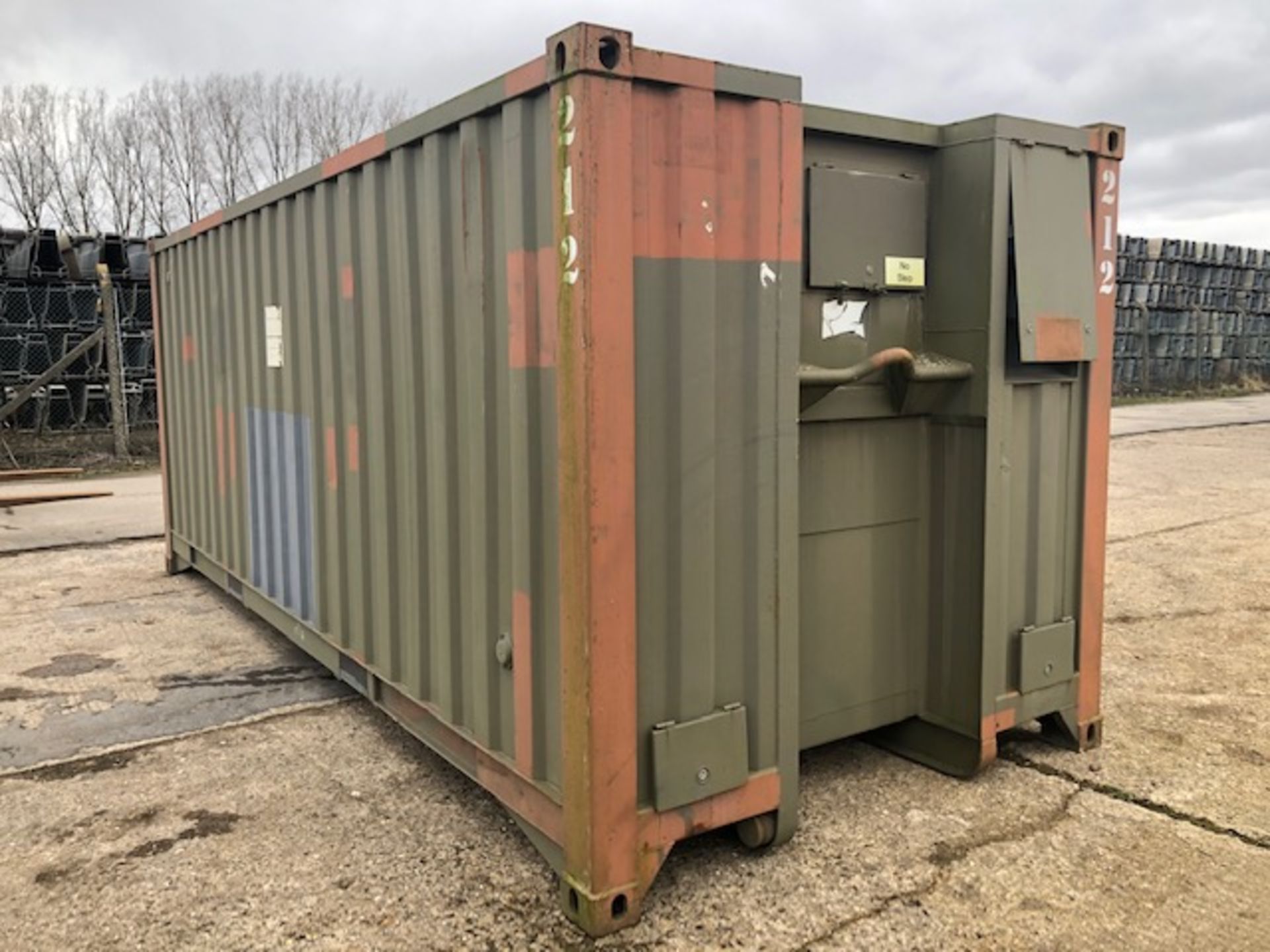 20ft Insulated ISO Container with fork handling positions, twist lock castings etc - Image 5 of 26