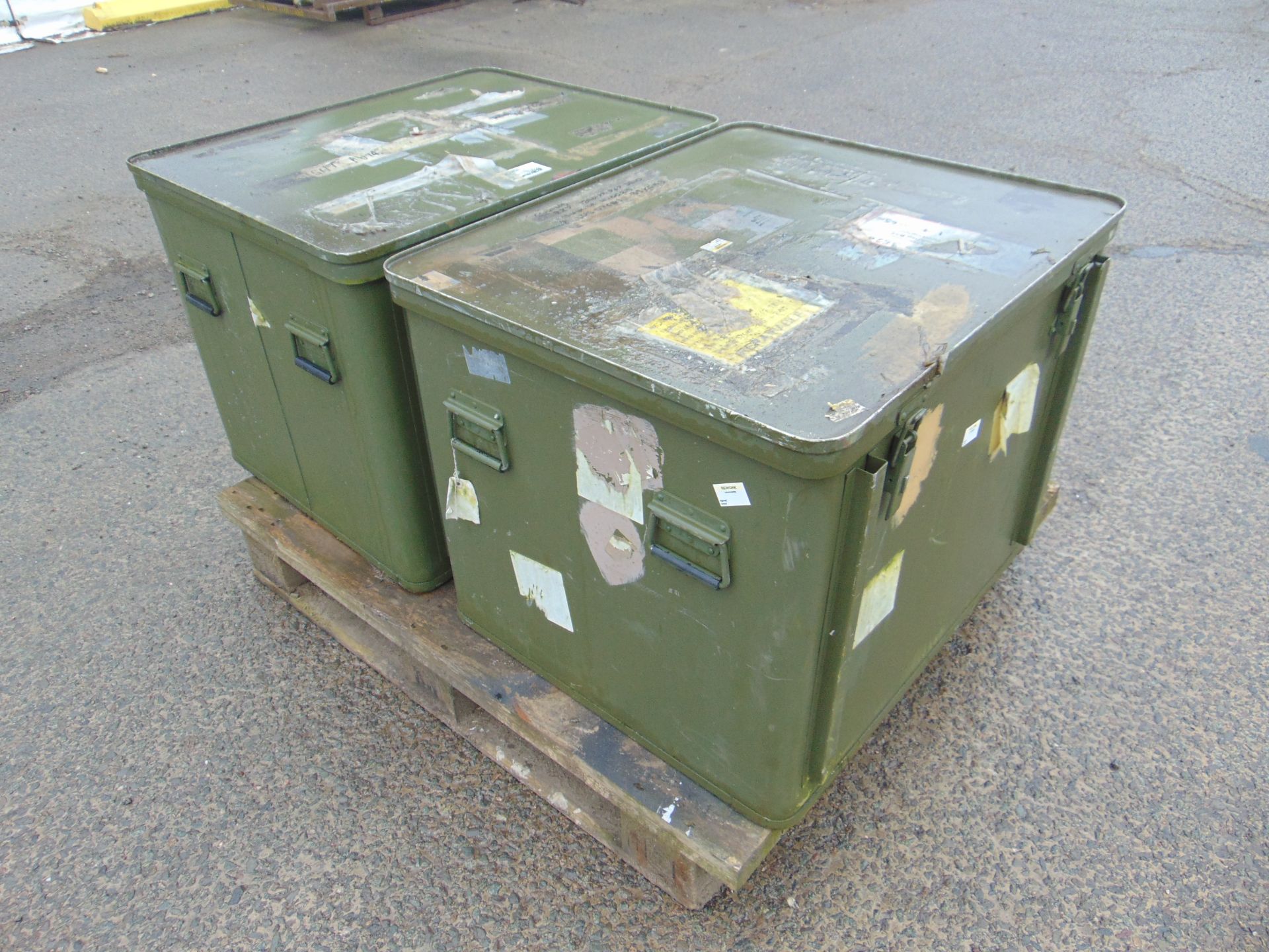 2 x Large Aluminium Storage Boxes - Image 3 of 6