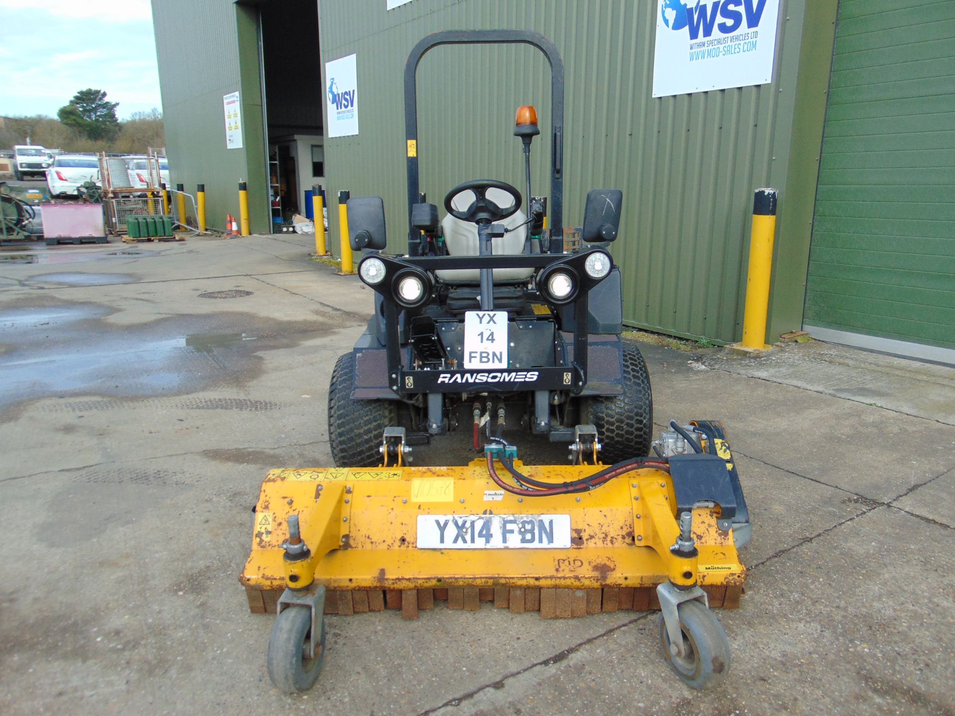 2014 Ransomes HR300 C/W Muthing Outfront Flail Mower ONLY 2,203 HOURS! - Bild 3 aus 26