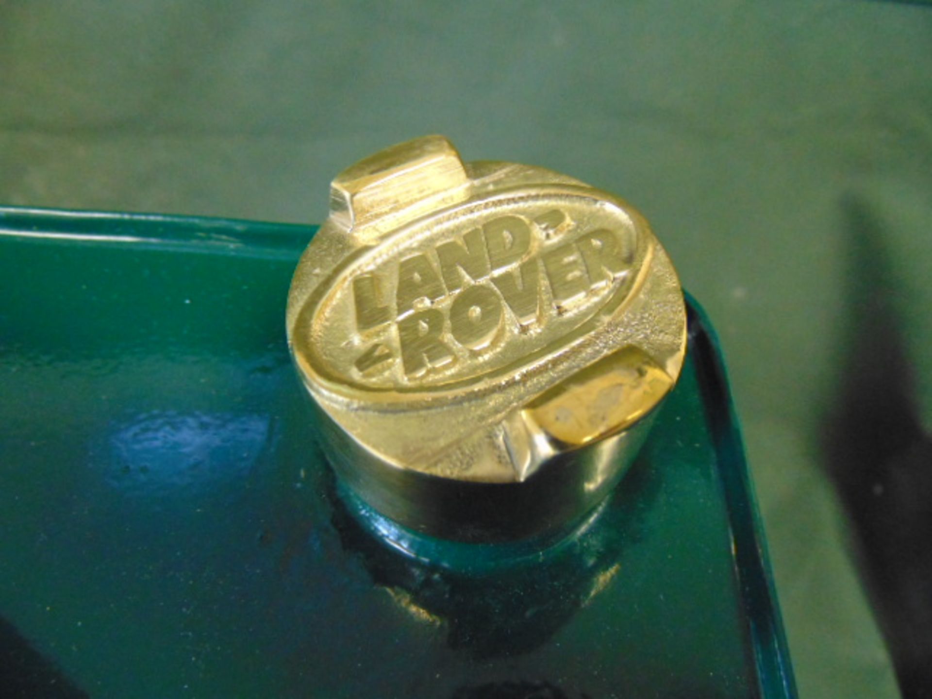 Reproduction Land Rover Branded Oil Can - Image 4 of 4