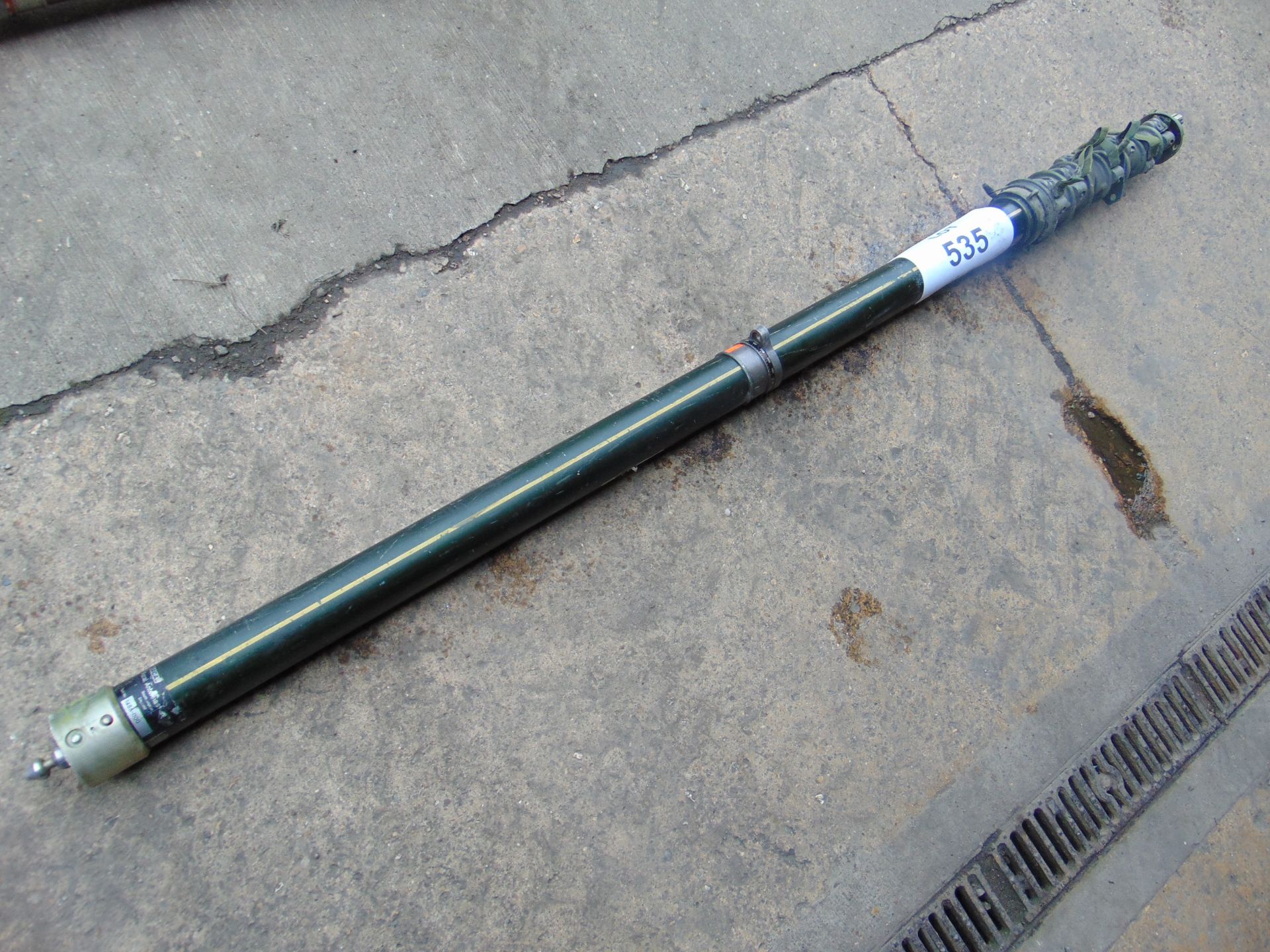 RACAL ANTENNA MAST USUALLY FITTED TO LANDROVER FFR VEHICLES - Image 4 of 4