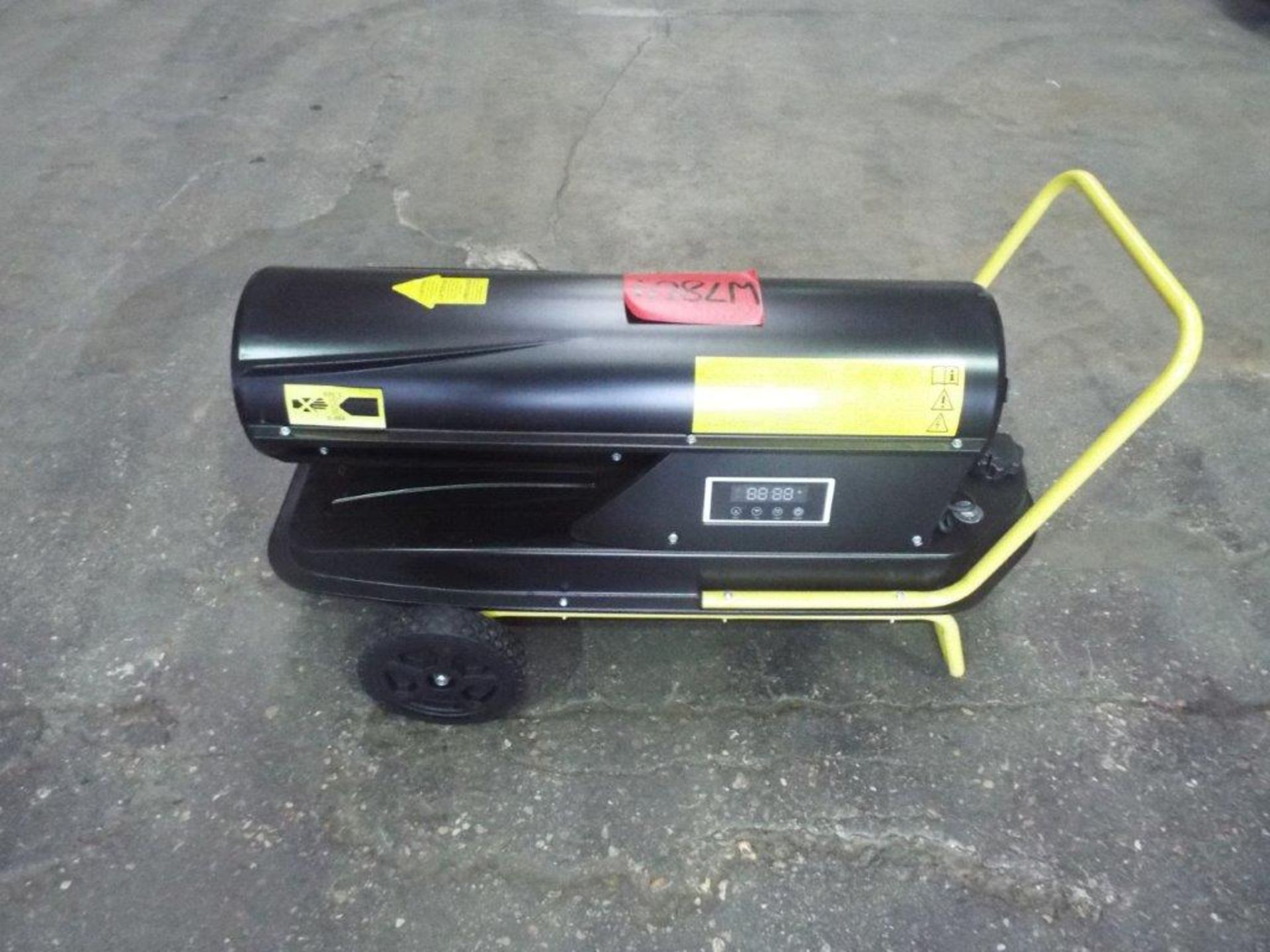 ** BRAND NEW ** XDFT-30 Diesel Space Heater - Image 2 of 9