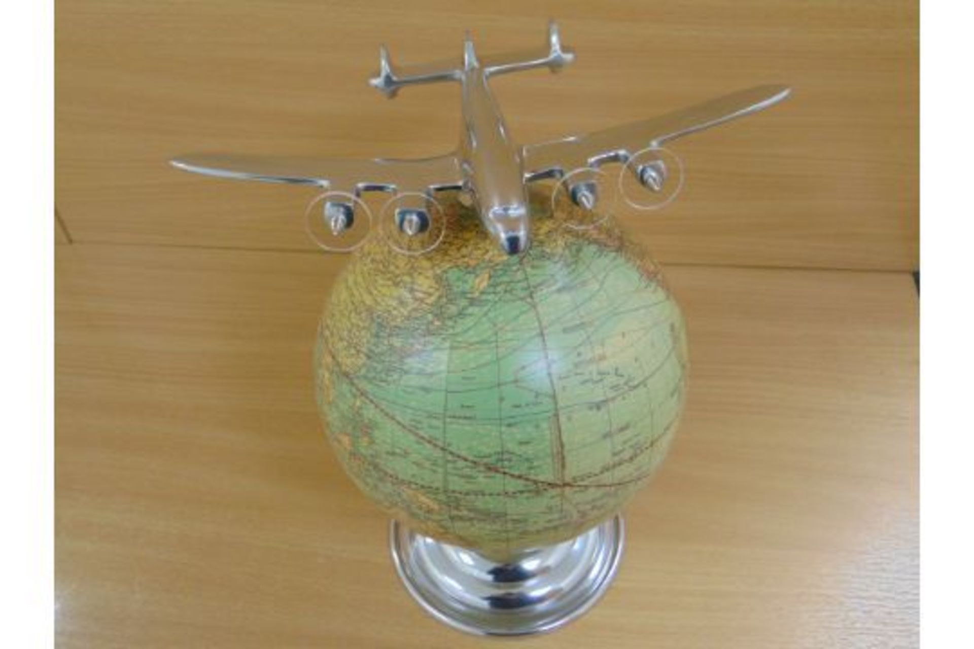 Beautiful Model of Polished Aluminium 4 Engine Aircraft Mounted on top of High Quality Globe - Image 9 of 10