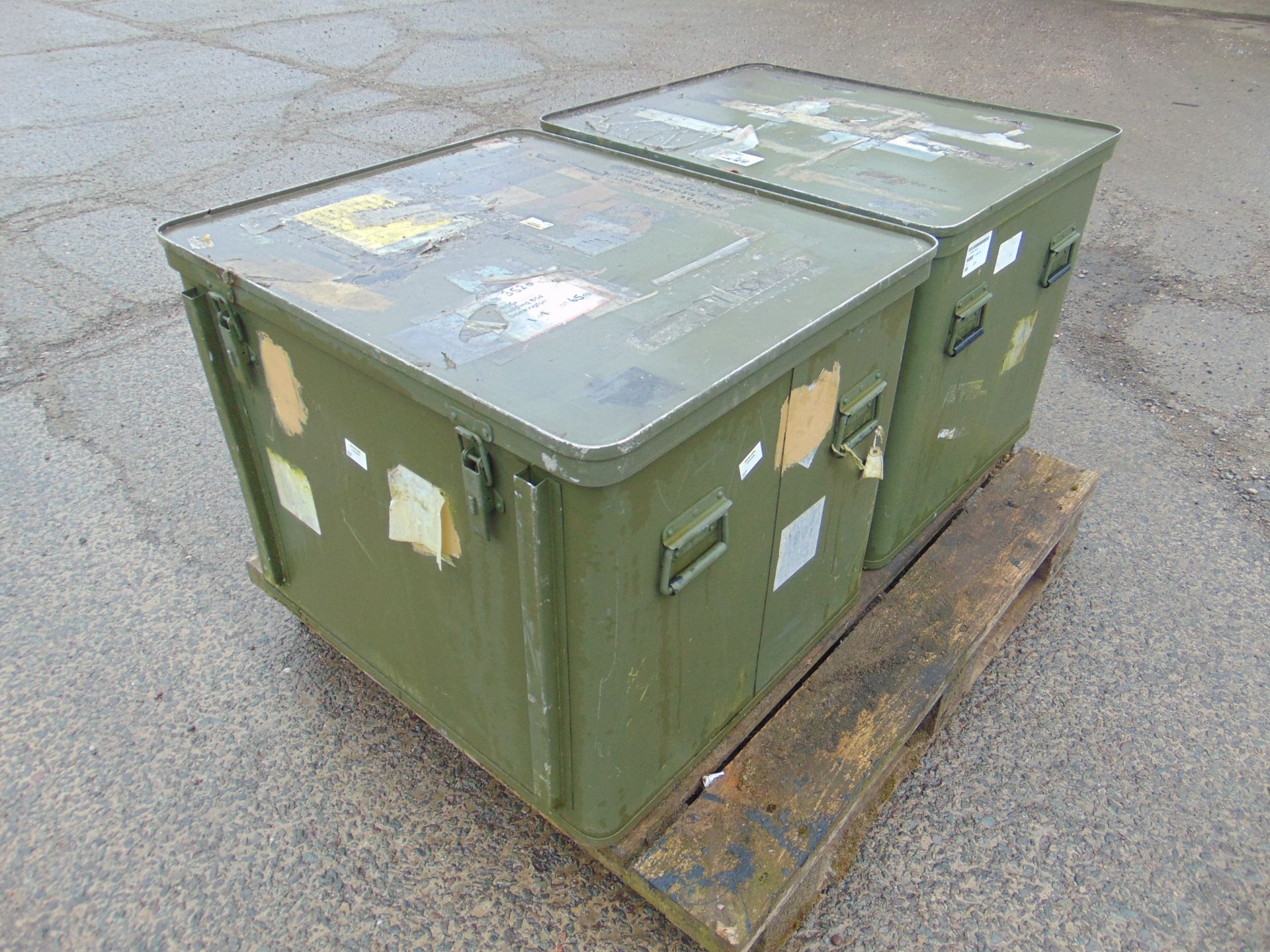 2 x Large Aluminium Storage Boxes - Image 2 of 6