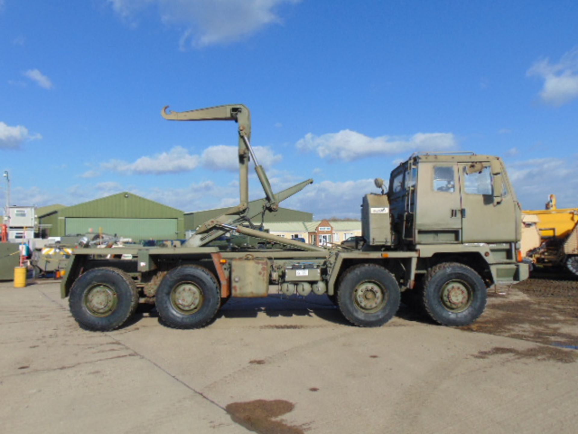 DAF 8x6 DROPS Multilift LHD Hook Loader - Image 7 of 30