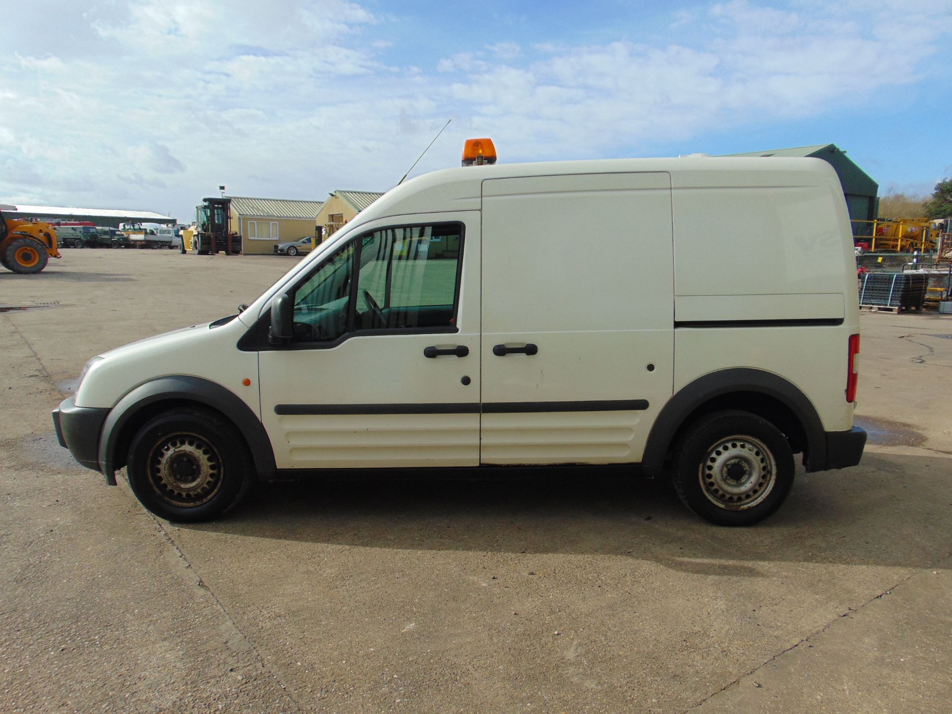 1 Owner Ex Council 2005 Ford Transit Connect T220L Panel Van - Image 5 of 21