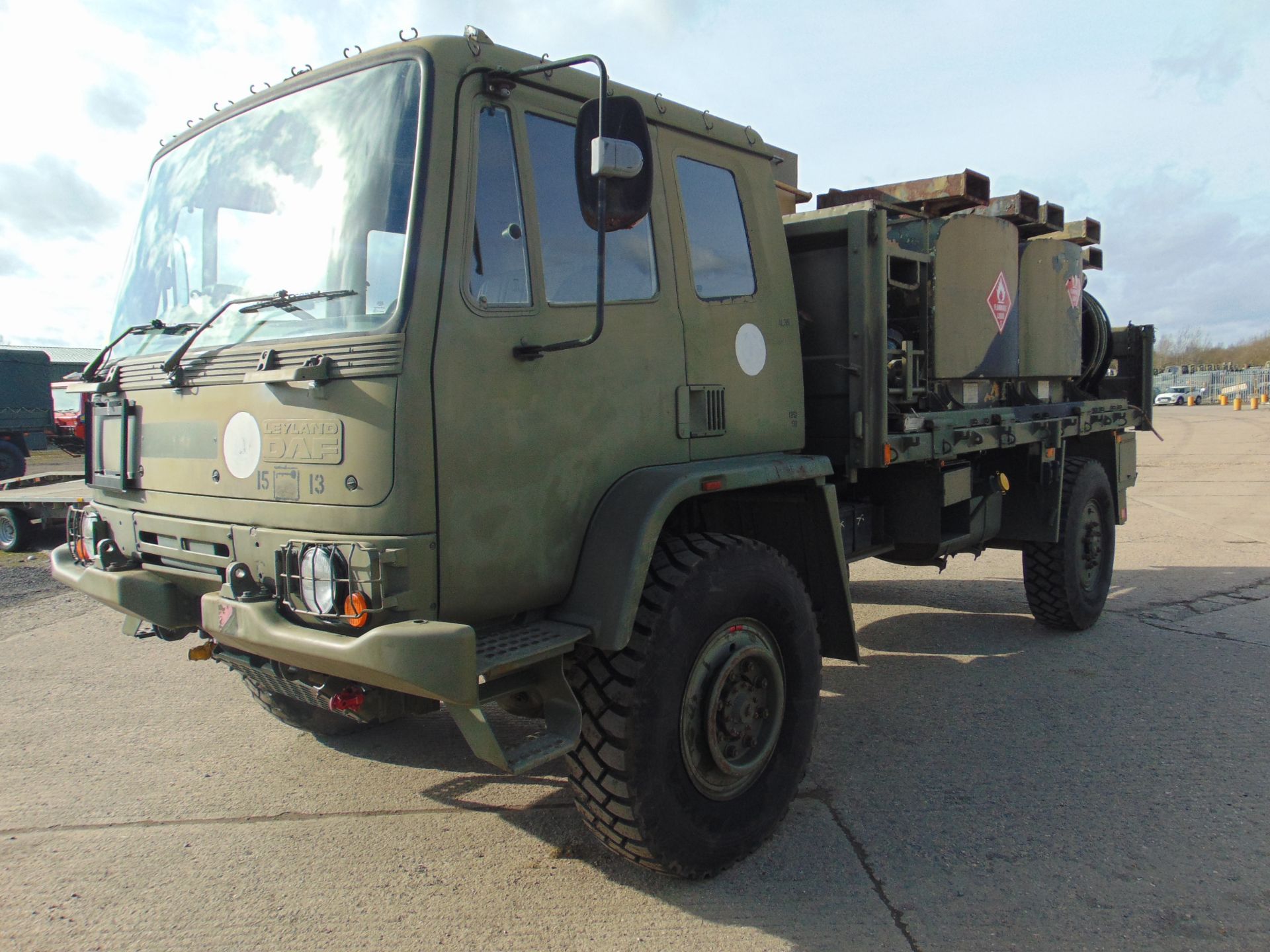 Leyland Daf 45/150 4 x 4 Refueling Truck C/W UBRE Bulk Fuel Dispensing System - Image 3 of 30