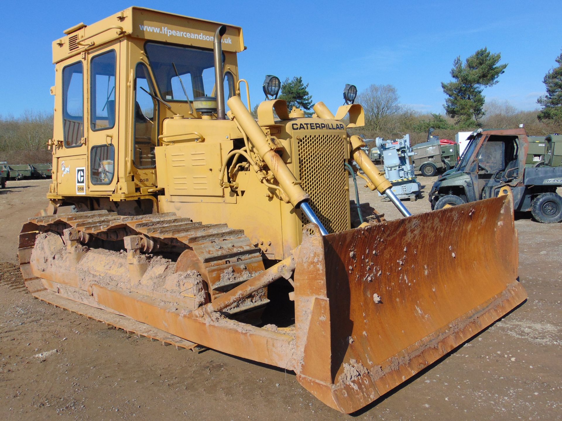 CAT D5B LGP Bulldozer ONLY 9,650 HOURS!