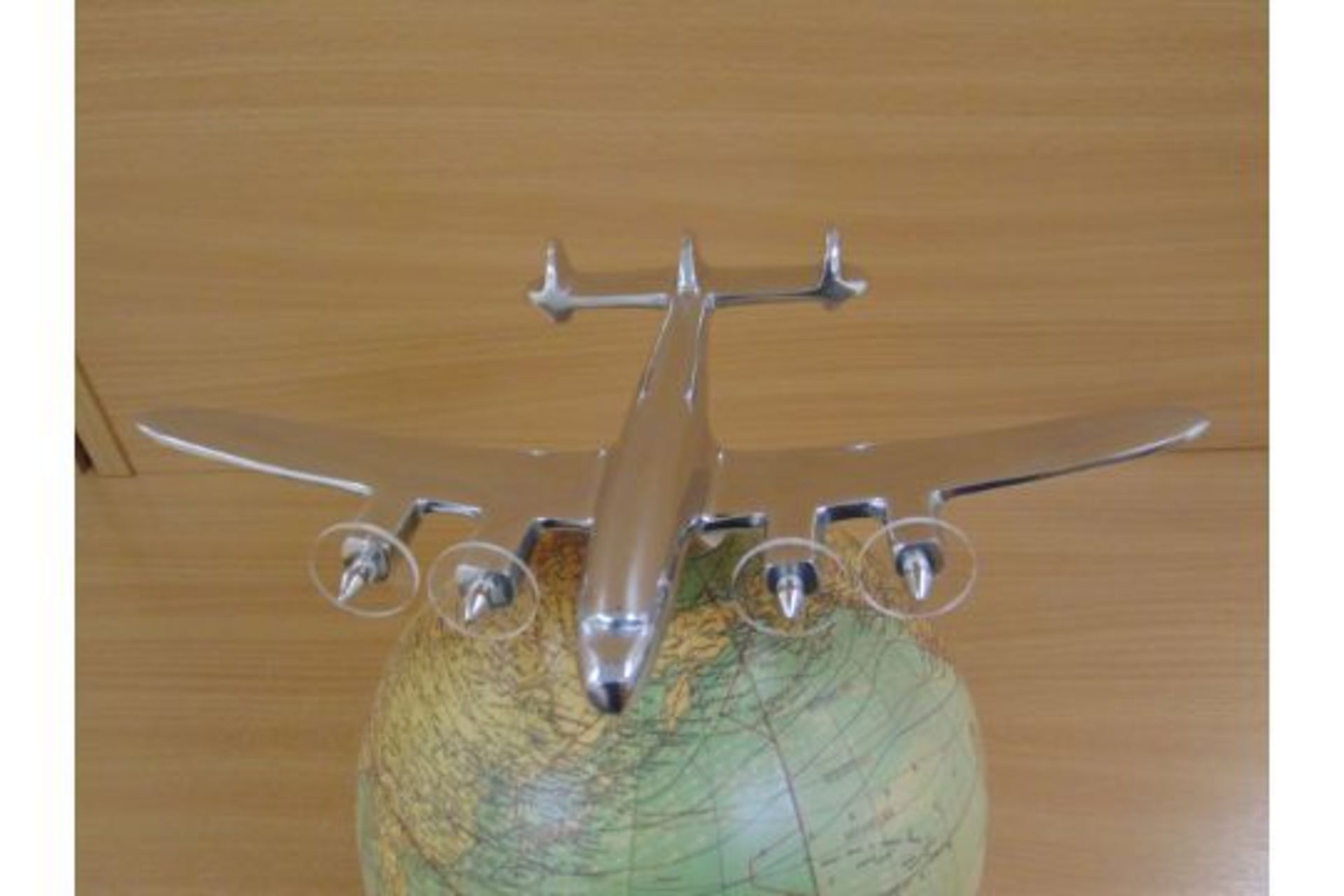Beautiful Model of Polished Aluminium 4 Engine Aircraft Mounted on top of High Quality Globe - Image 6 of 10