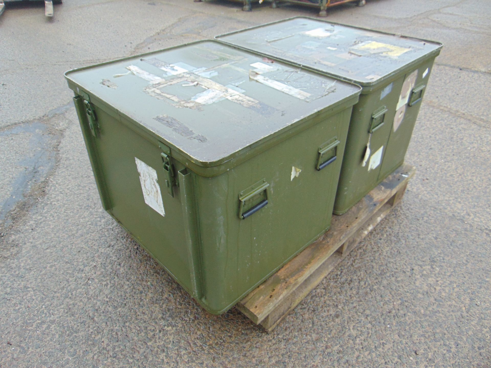 2 x Large Aluminium Storage Boxes - Image 4 of 6