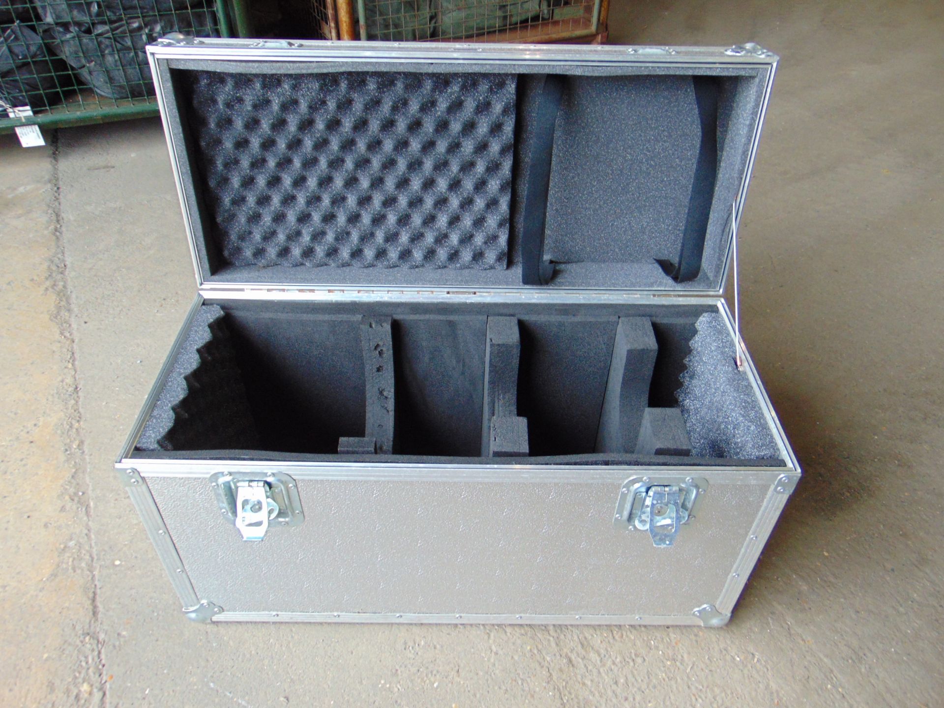 Heavy Duty Transit Case - Image 2 of 7