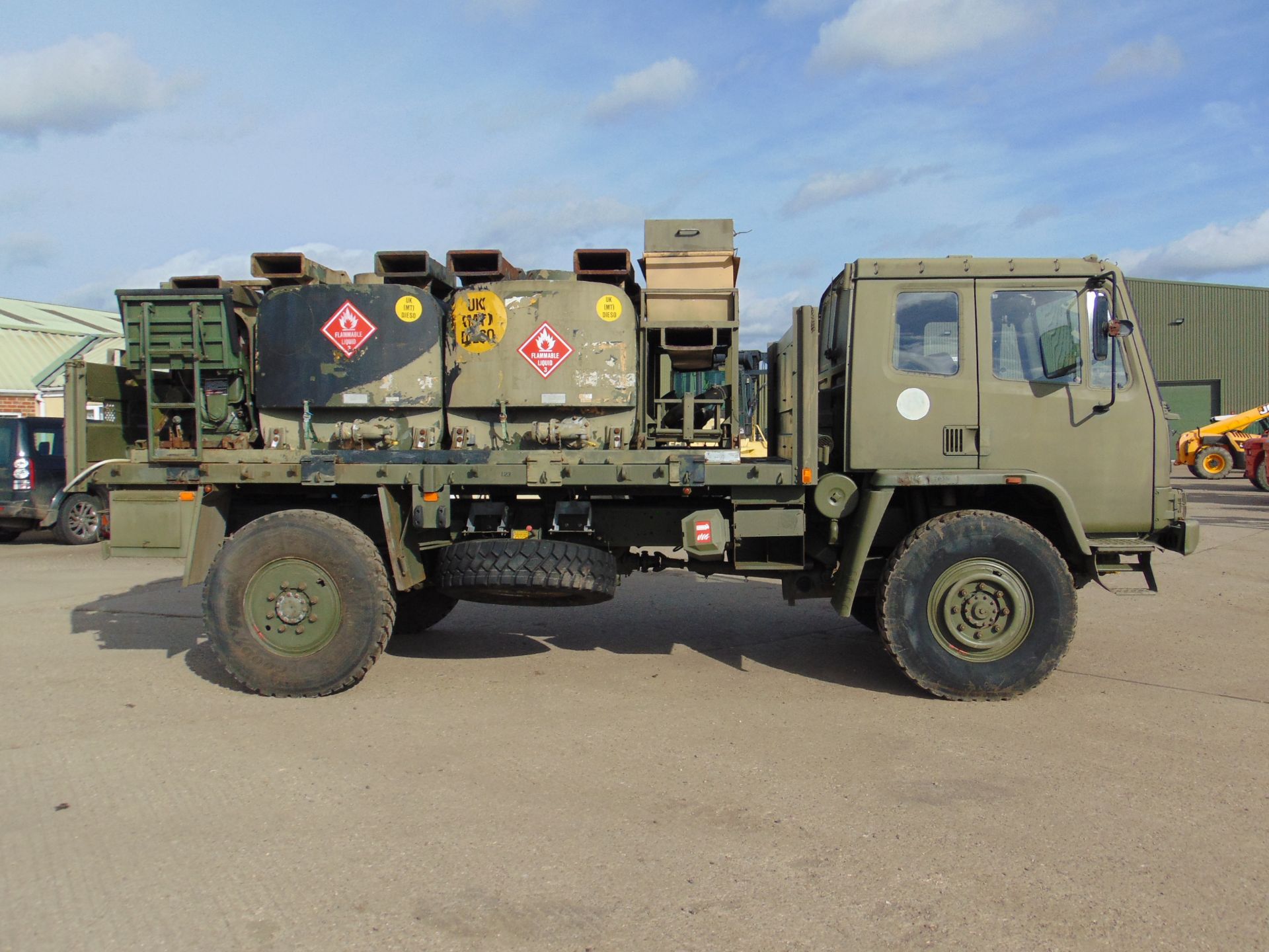 Leyland Daf 45/150 4 x 4 Refueling Truck C/W UBRE Bulk Fuel Dispensing System - Image 8 of 30