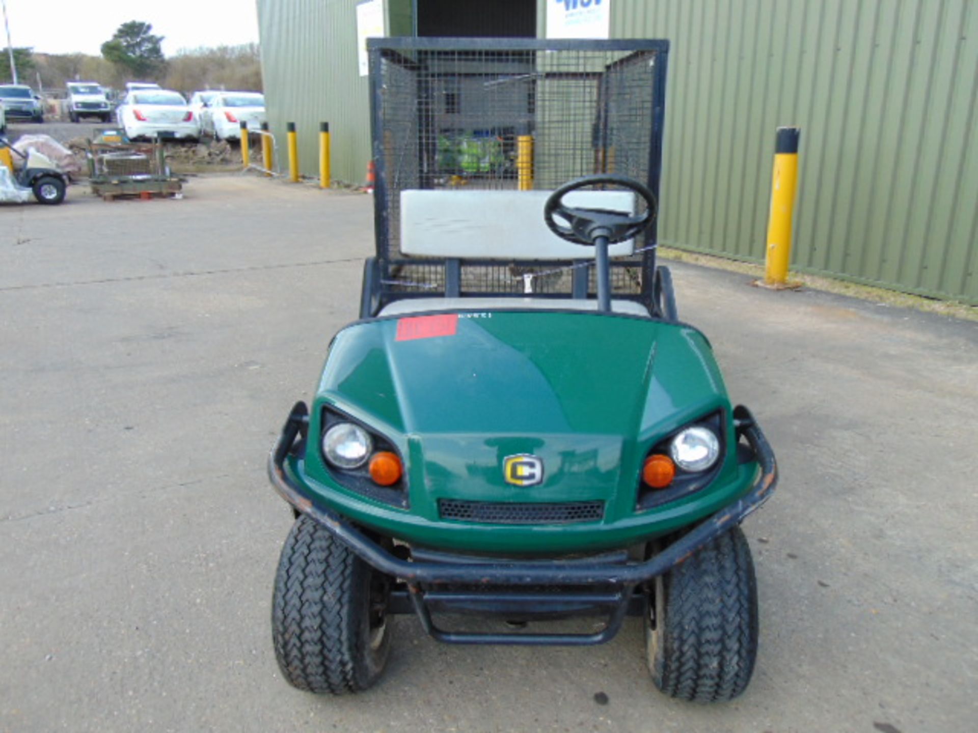 Cushman Shuttle 2 Petrol Golf Buggy - Image 3 of 17