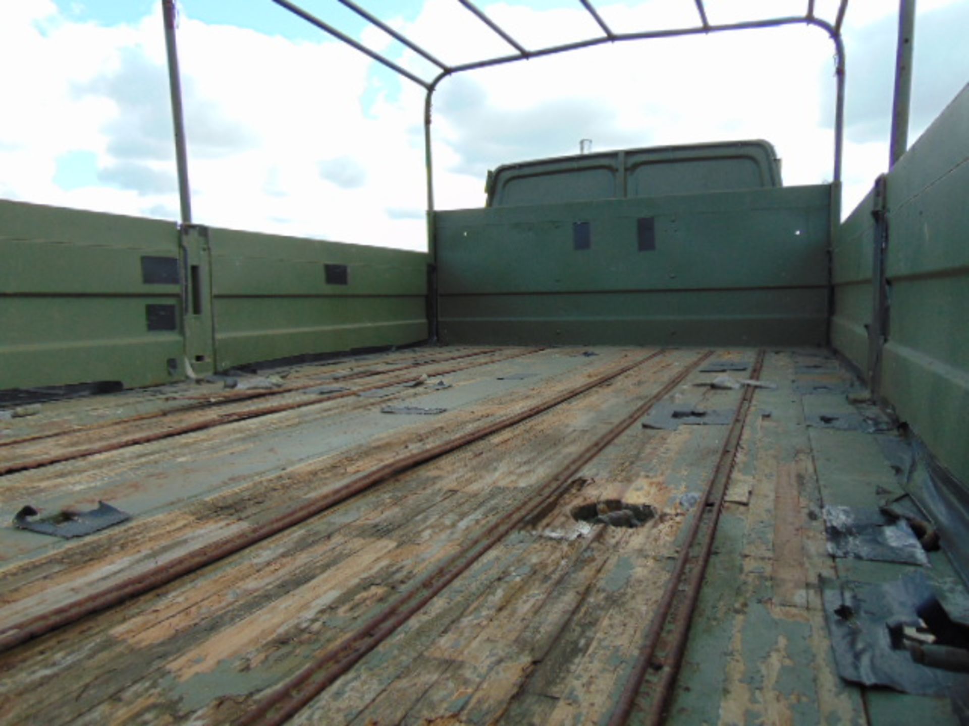 Left Hand Drive Leyland Daf 45/150 4 x 4 fitted with Hydraulic Winch ( operates Front and Rear ) - Image 11 of 25