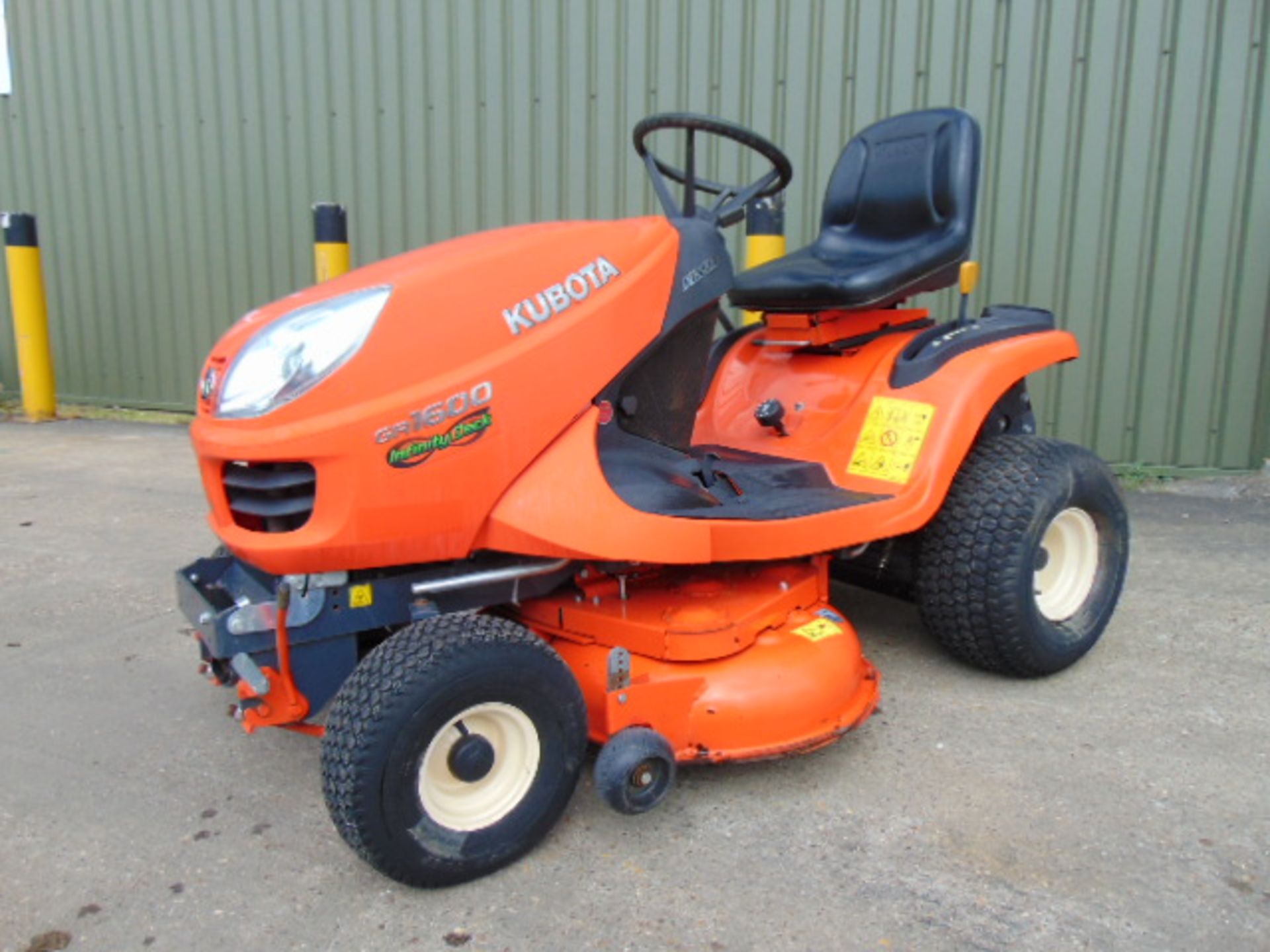 2014 Kubota GR1600 Diesel Ride On Mower ONLY 289 HOURS!