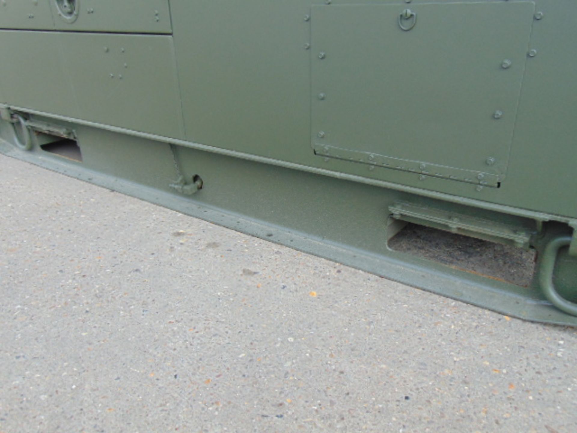 MEP-806B John Deere Diesel Powered 3 phase 75KVA 60KW-50/60HZ Generator ONLY 7 HOURS! - Image 7 of 18