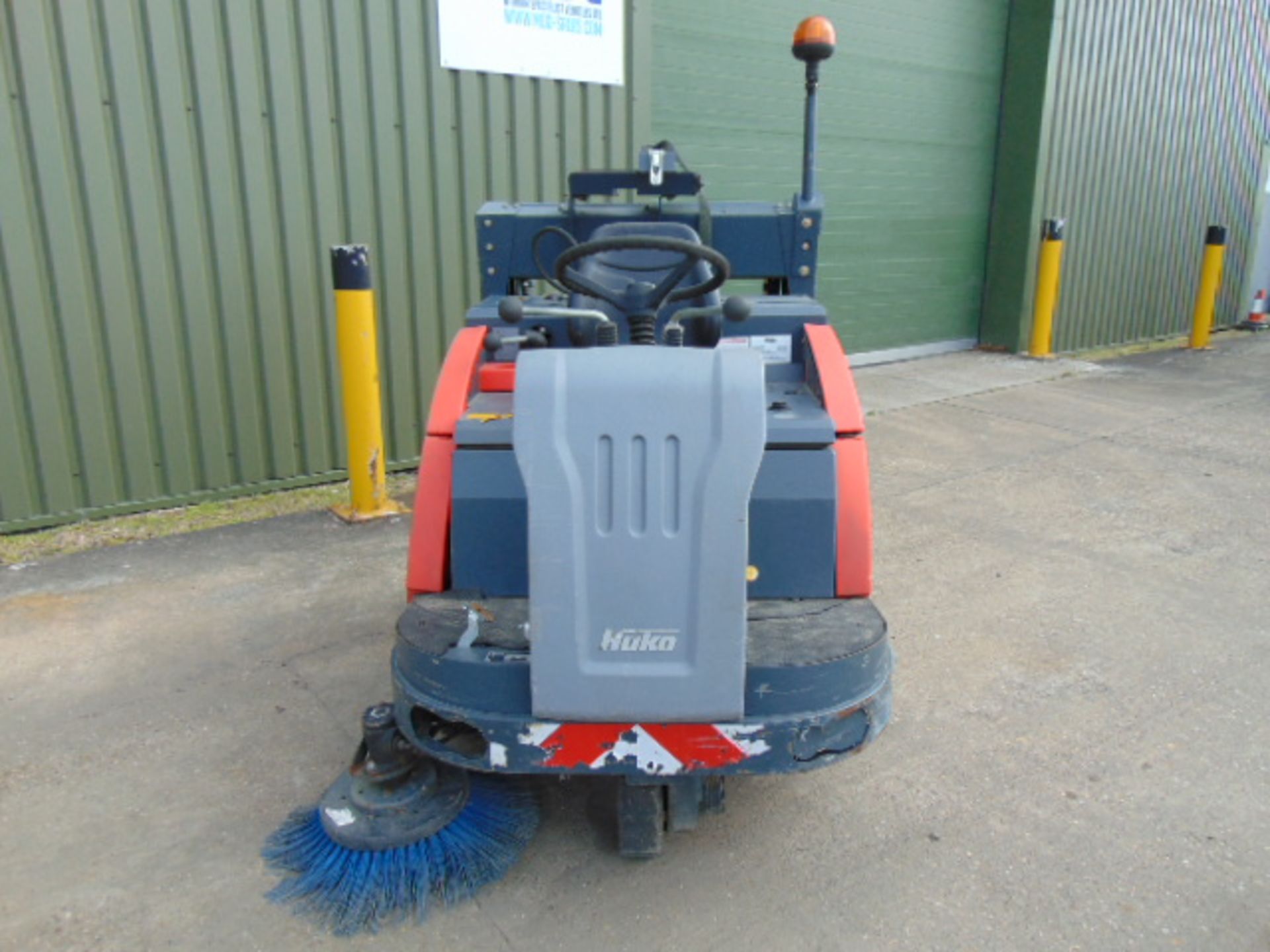 2011 Hako Jonas 1200 V Ride On Gas Sweeper ONLY 3,288 Hours! - Image 2 of 15