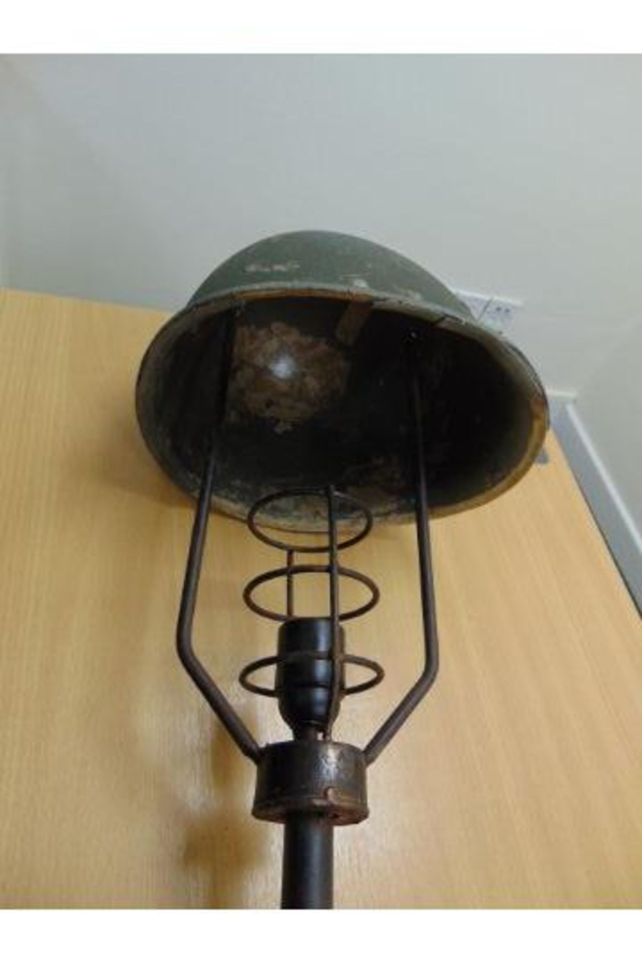 VERY UNUSUAL TABLE LAMP MADE FROM COMBAT HELMET AND 50 CAL AMMO BOX - Image 3 of 5