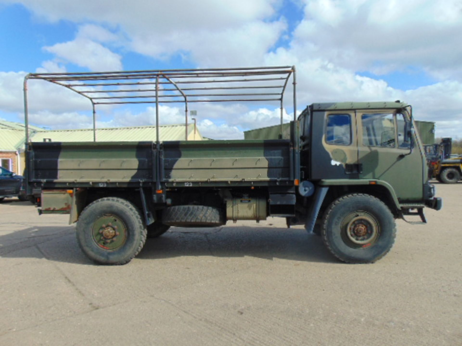 Leyland Daf 45/150 4 x 4 fitted with Hydraulic Winch ( operates Front and Rear ) - Image 5 of 24