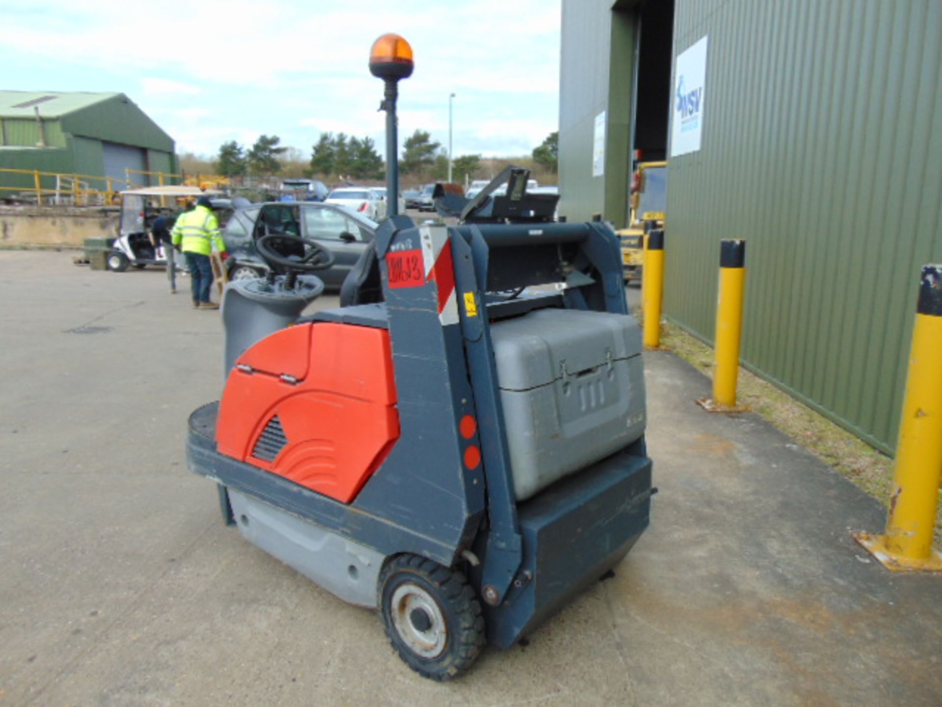 2011 Hako Jonas 1200 V Ride On Gas Sweeper ONLY 3,288 Hours! - Image 5 of 15