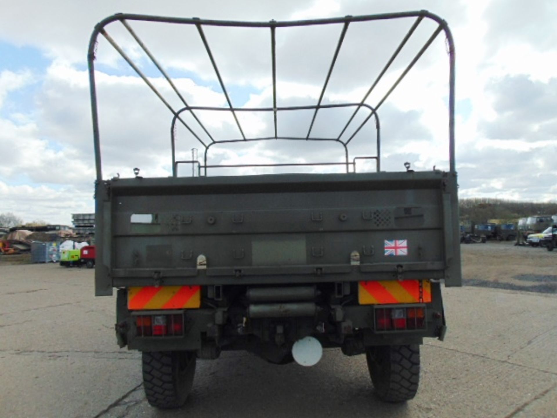 Left Hand Drive Leyland Daf 45/150 4 x 4 fitted with Hydraulic Winch ( operates Front and Rear ) - Image 7 of 25