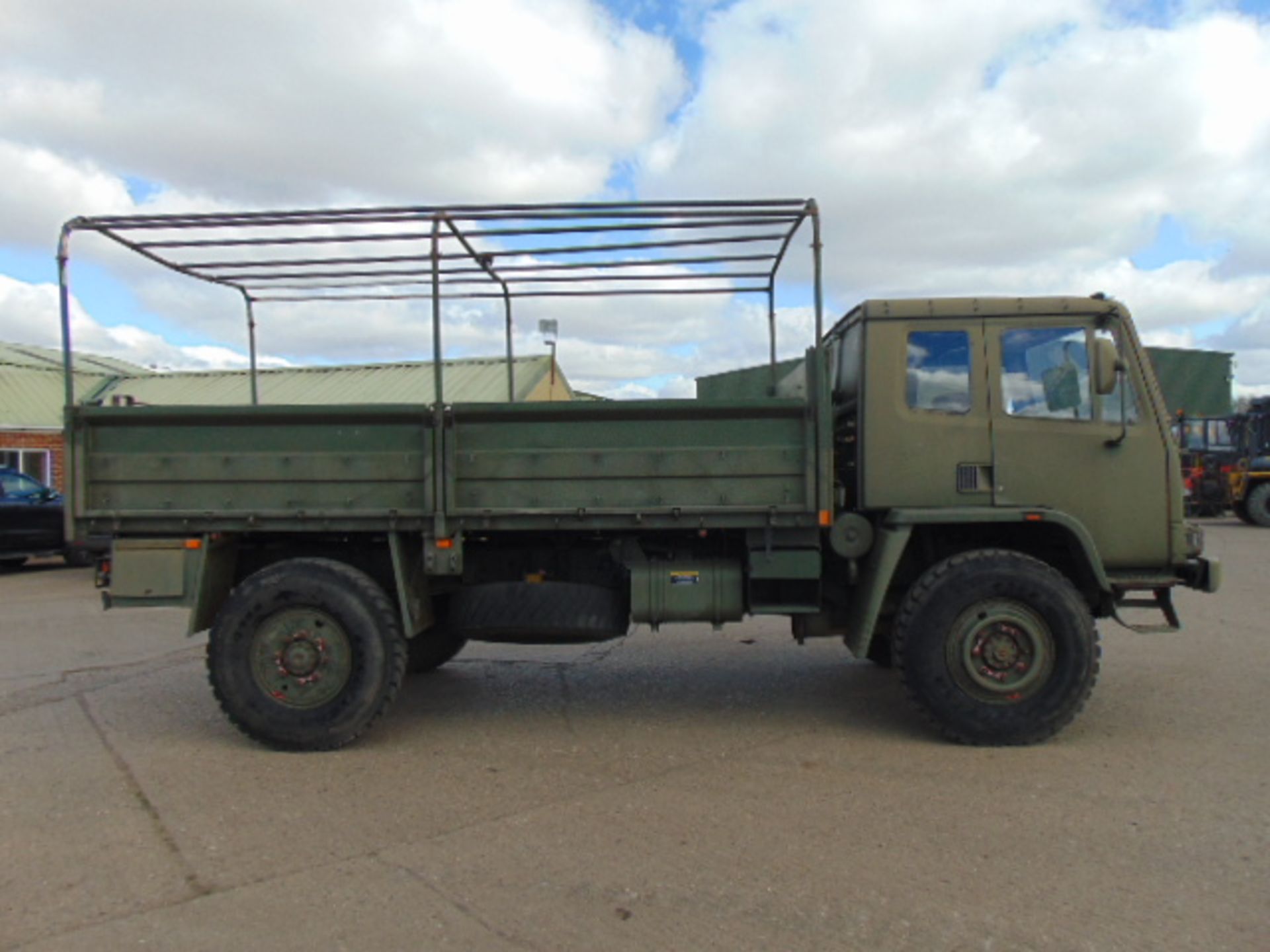 Left Hand Drive Leyland Daf 45/150 4 x 4 fitted with Hydraulic Winch ( operates Front and Rear ) - Image 5 of 25