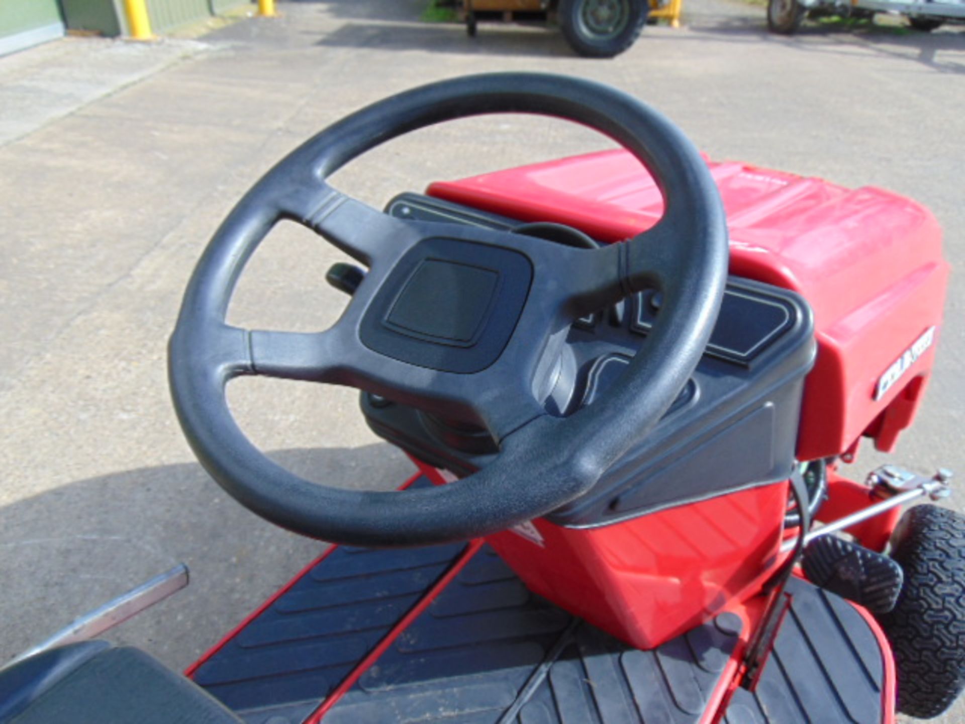 Countax Ride On Mower c/w grass collector ONLY 193 HOURS! - Image 13 of 20