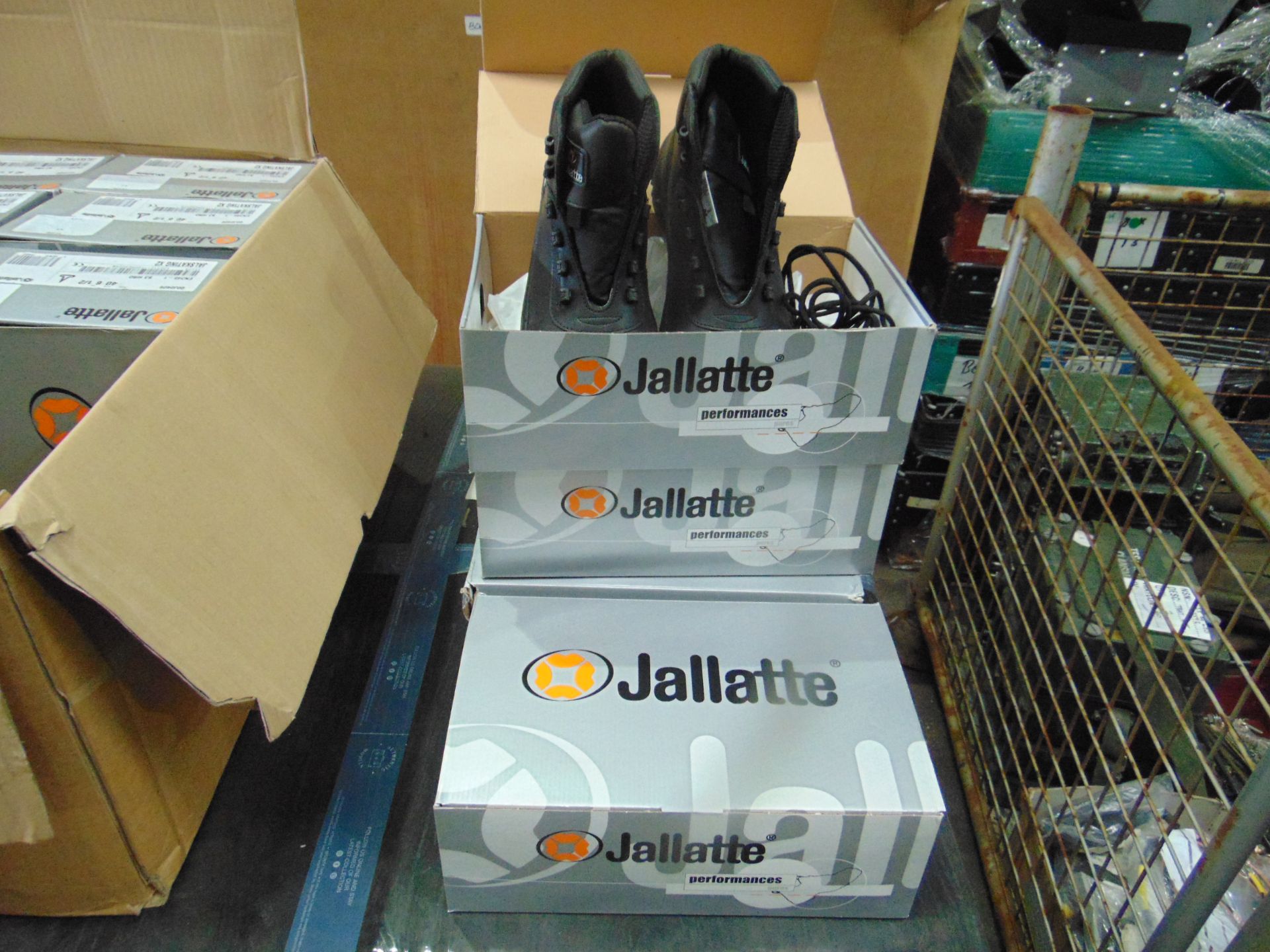 4 PAIRS NEW UNISSUED JALLETTE SAFETY BOOTS SIZE: 40/ or 6 1/2 - Image 2 of 4