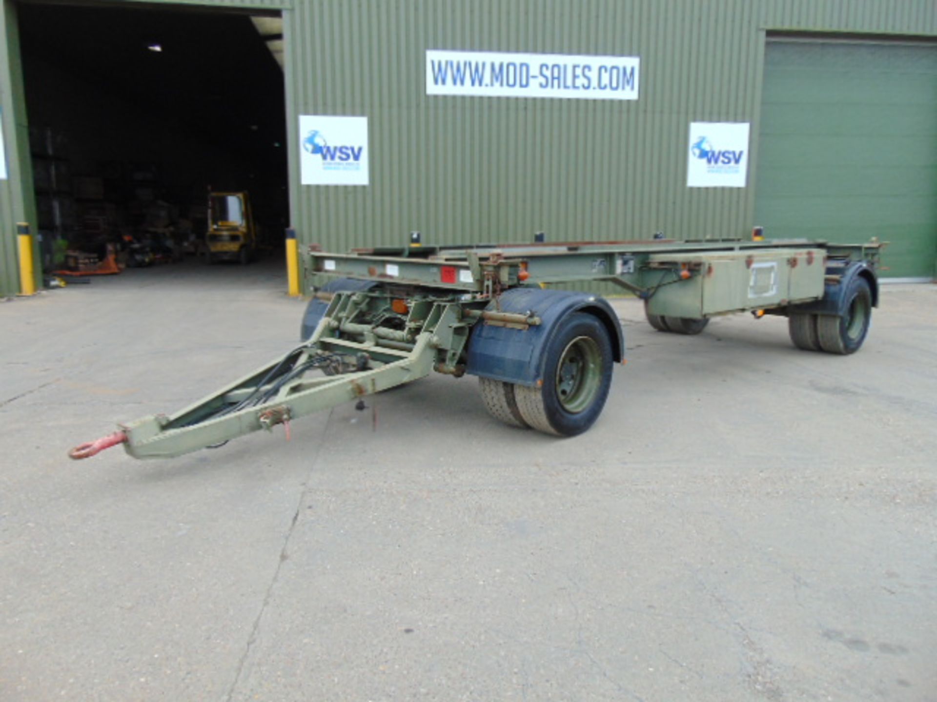 King DB20 2 axle drawbar skeletal trailer