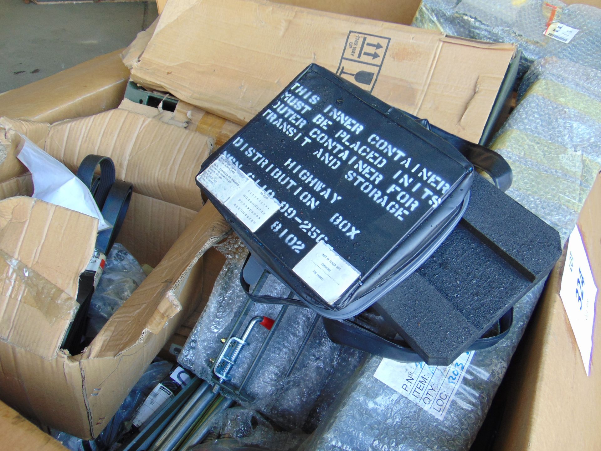 TRIWALL BOX OF FV SPARES INC CVRT ETC - Image 3 of 4