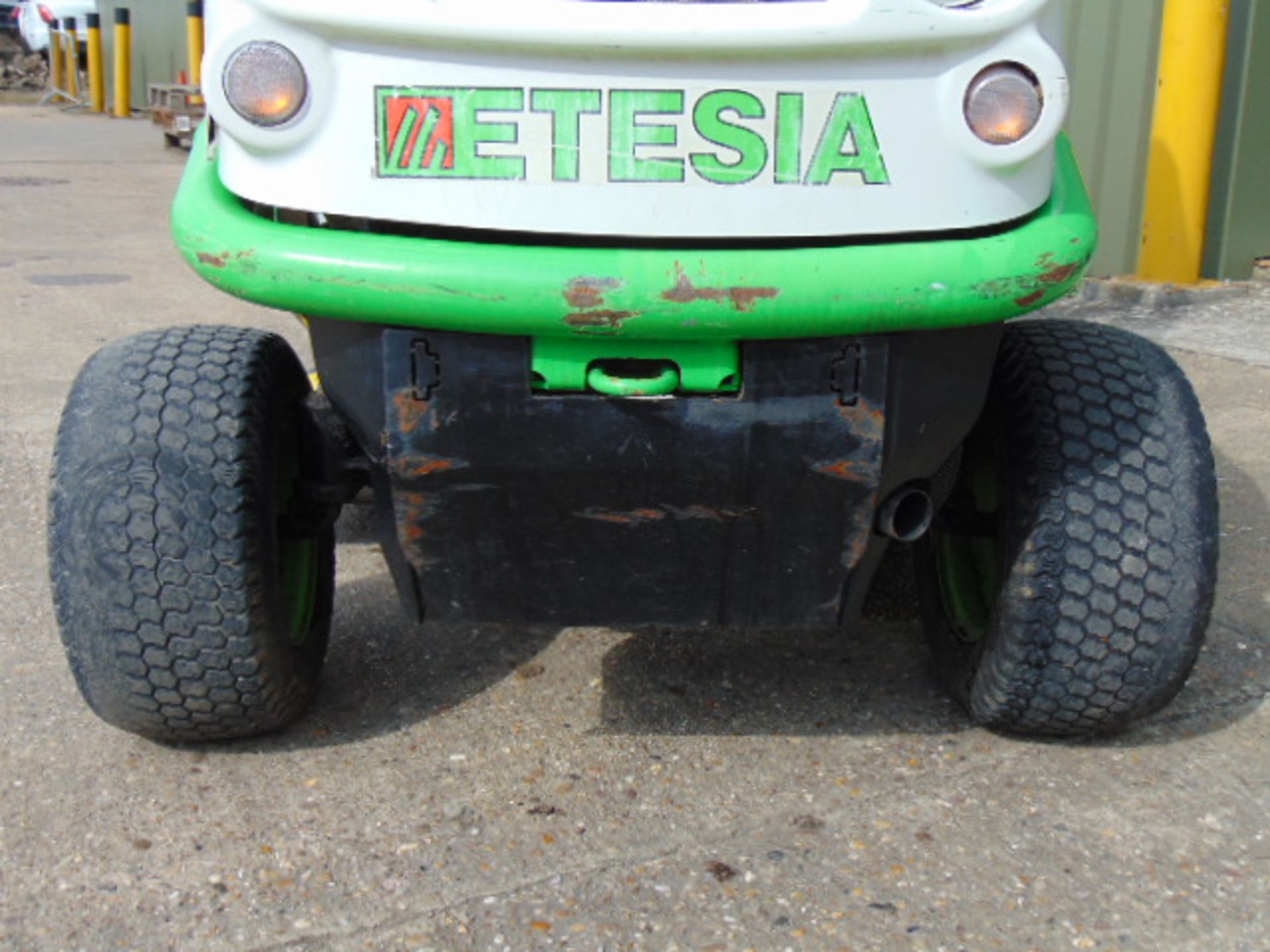 2011 Etesia Hydro 100D BPHP Ride on Mower ONLY 657 HOURS! - Image 24 of 27