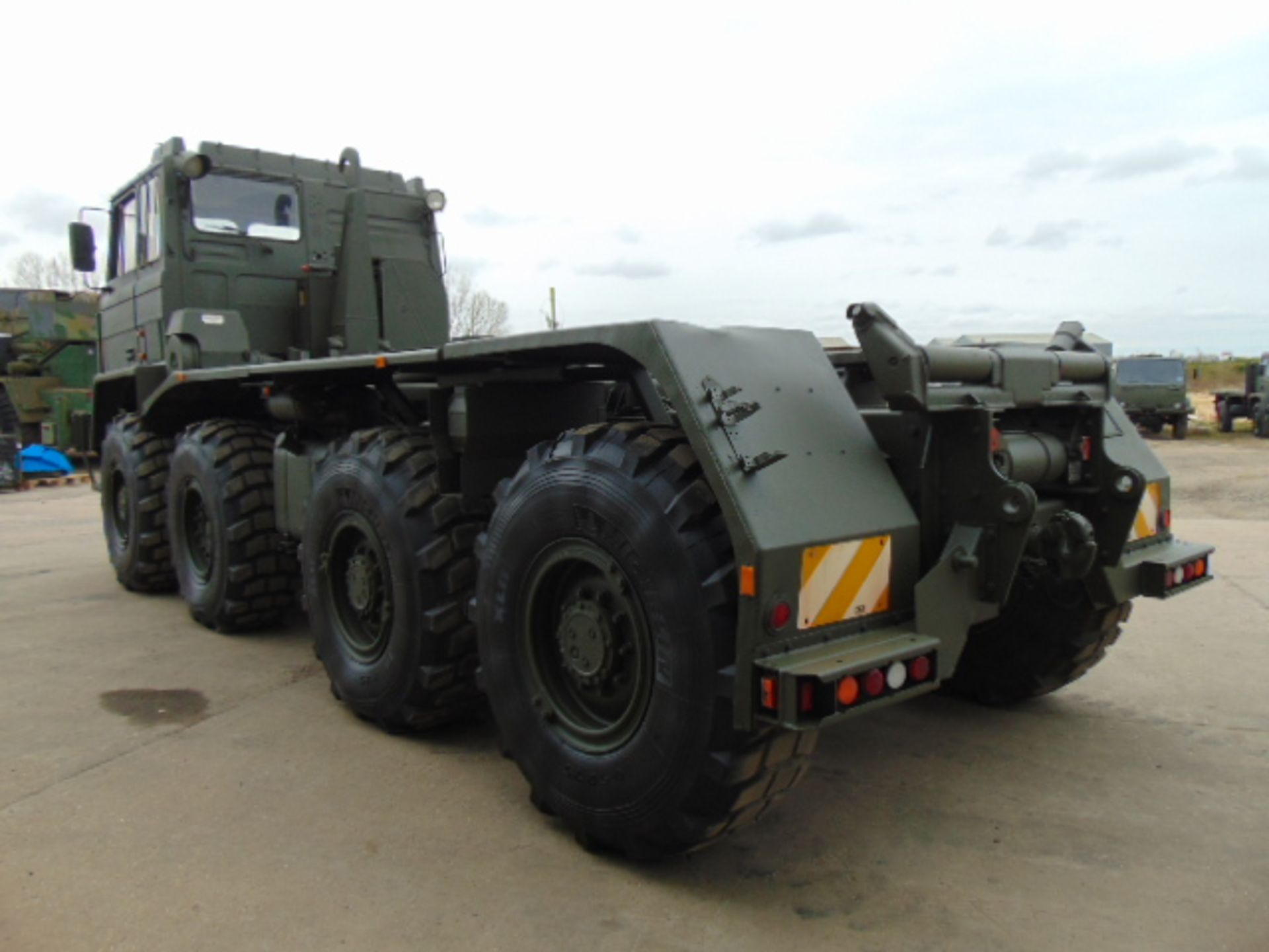 Foden 8x6 DROPS LHD Hook Loader 47,000 Kms only Ex Reserve - Image 4 of 39