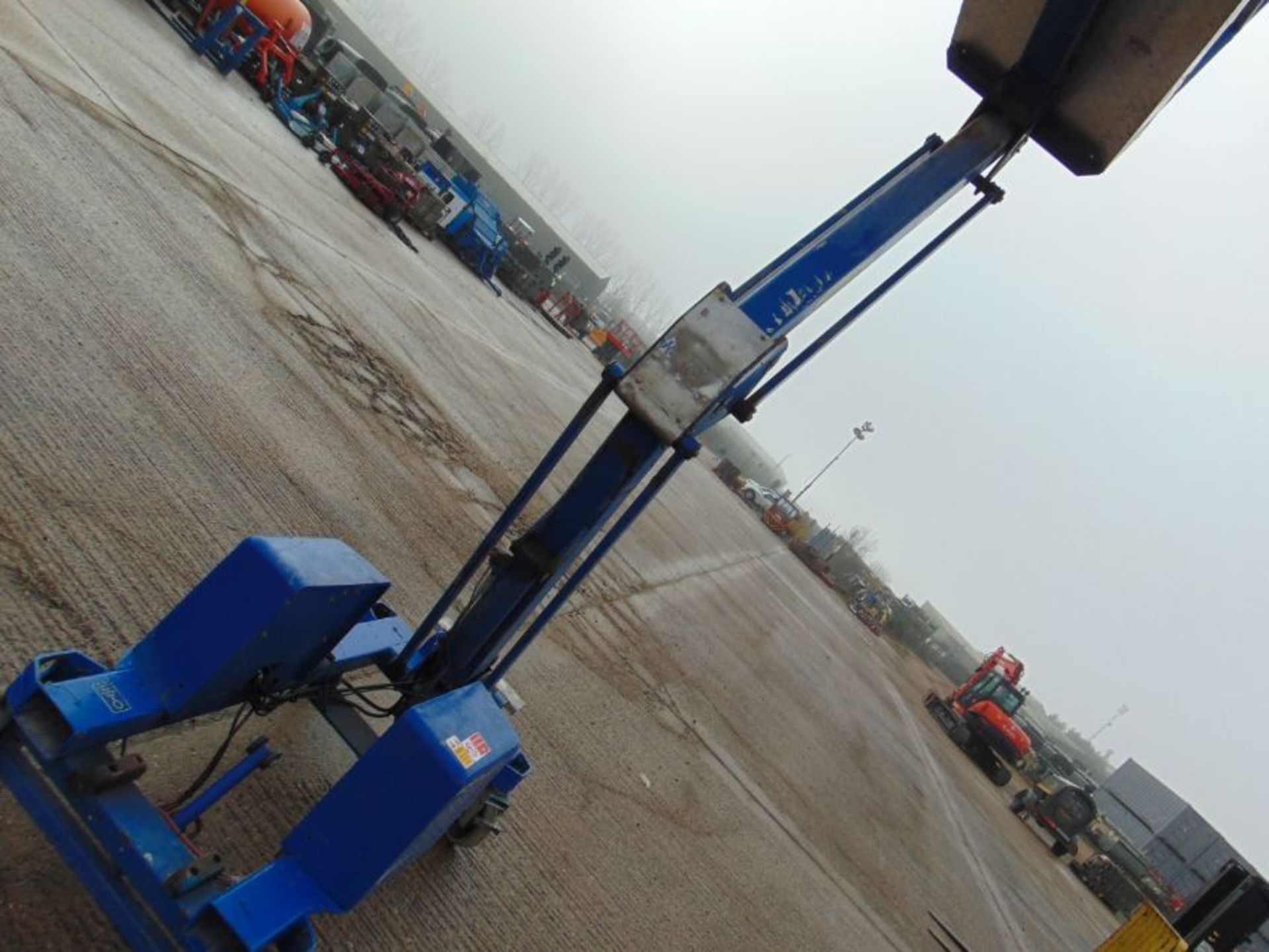 Power Tower Hydraulic 5.1m Scissor Lift / Access Platform - Image 2 of 15