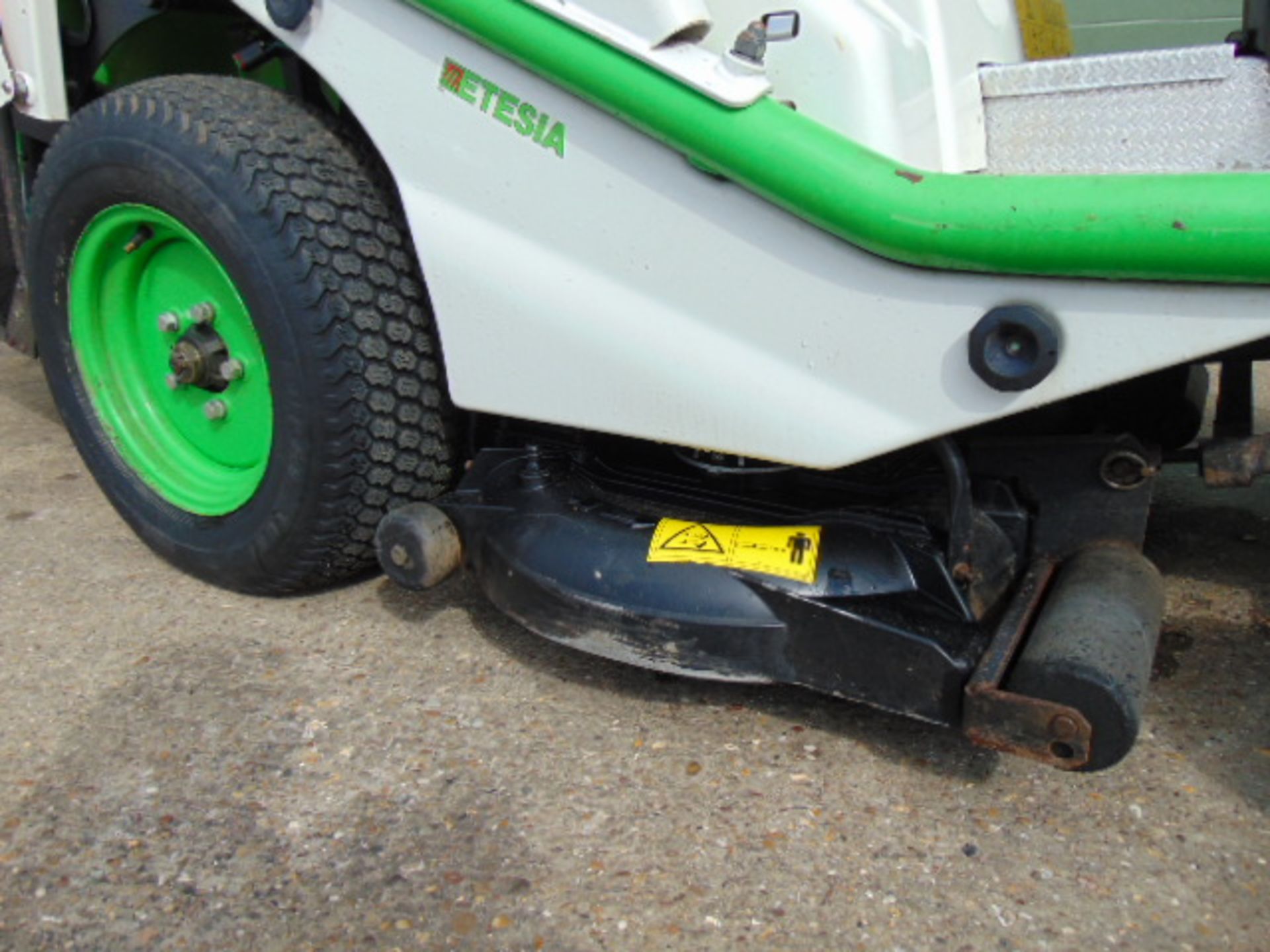 2011 Etesia Hydro 100D BPHP Ride on Mower ONLY 657 HOURS! - Image 20 of 27