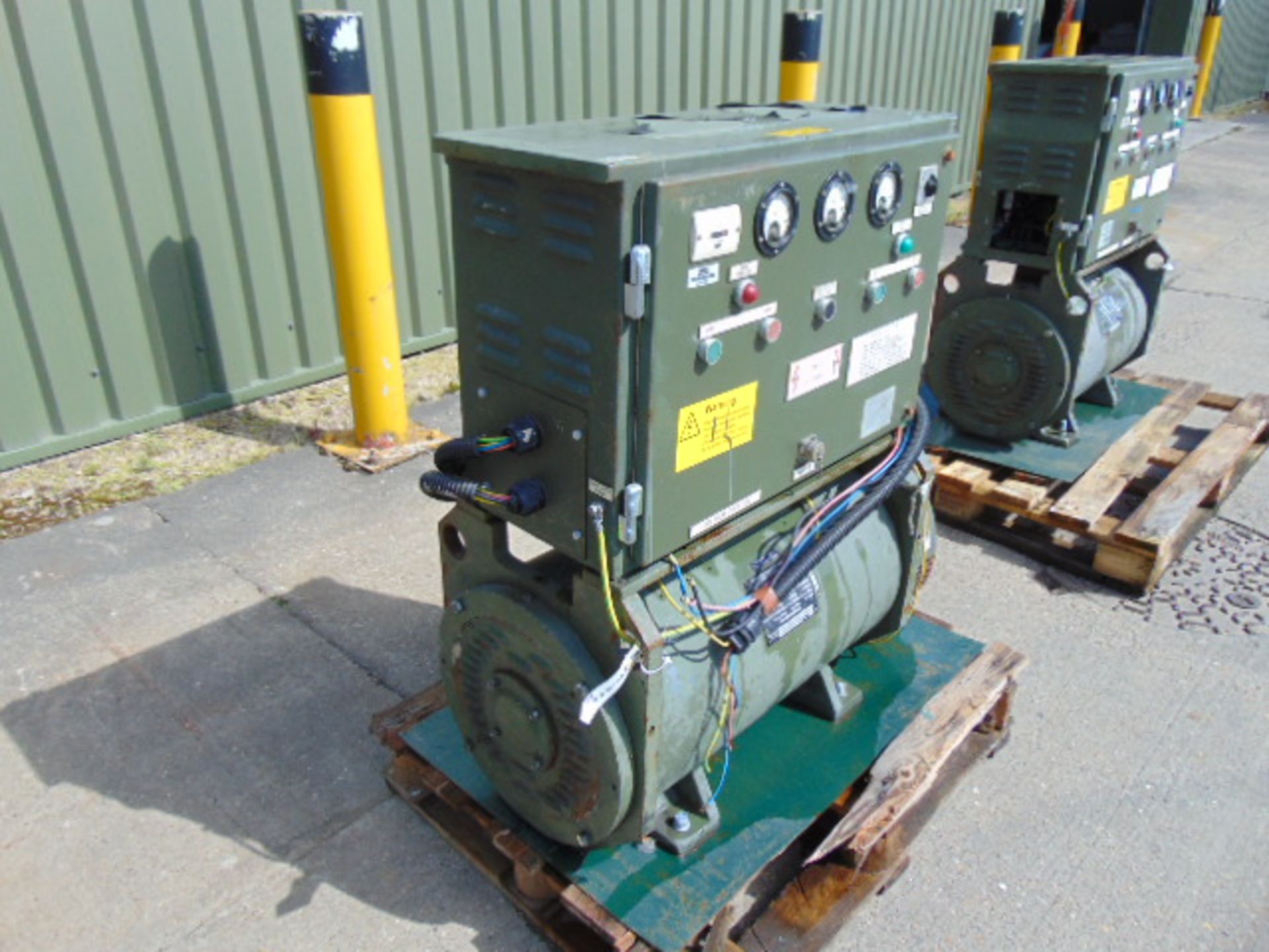 15 KVA Motor Generator 415/380 volt 50 Hz - Image 2 of 8