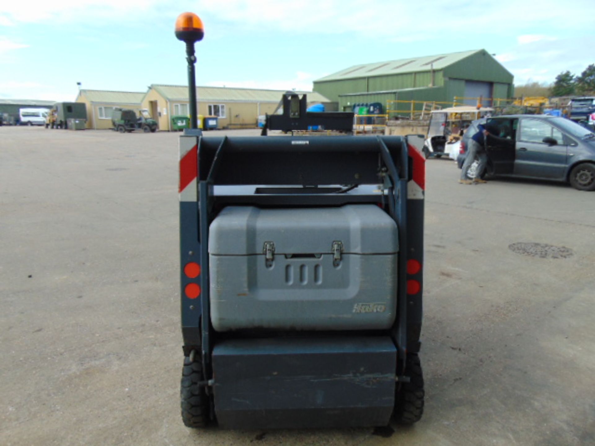 2011 Hako Jonas 1200 V Ride On Gas Sweeper ONLY 3,288 Hours! - Image 6 of 15