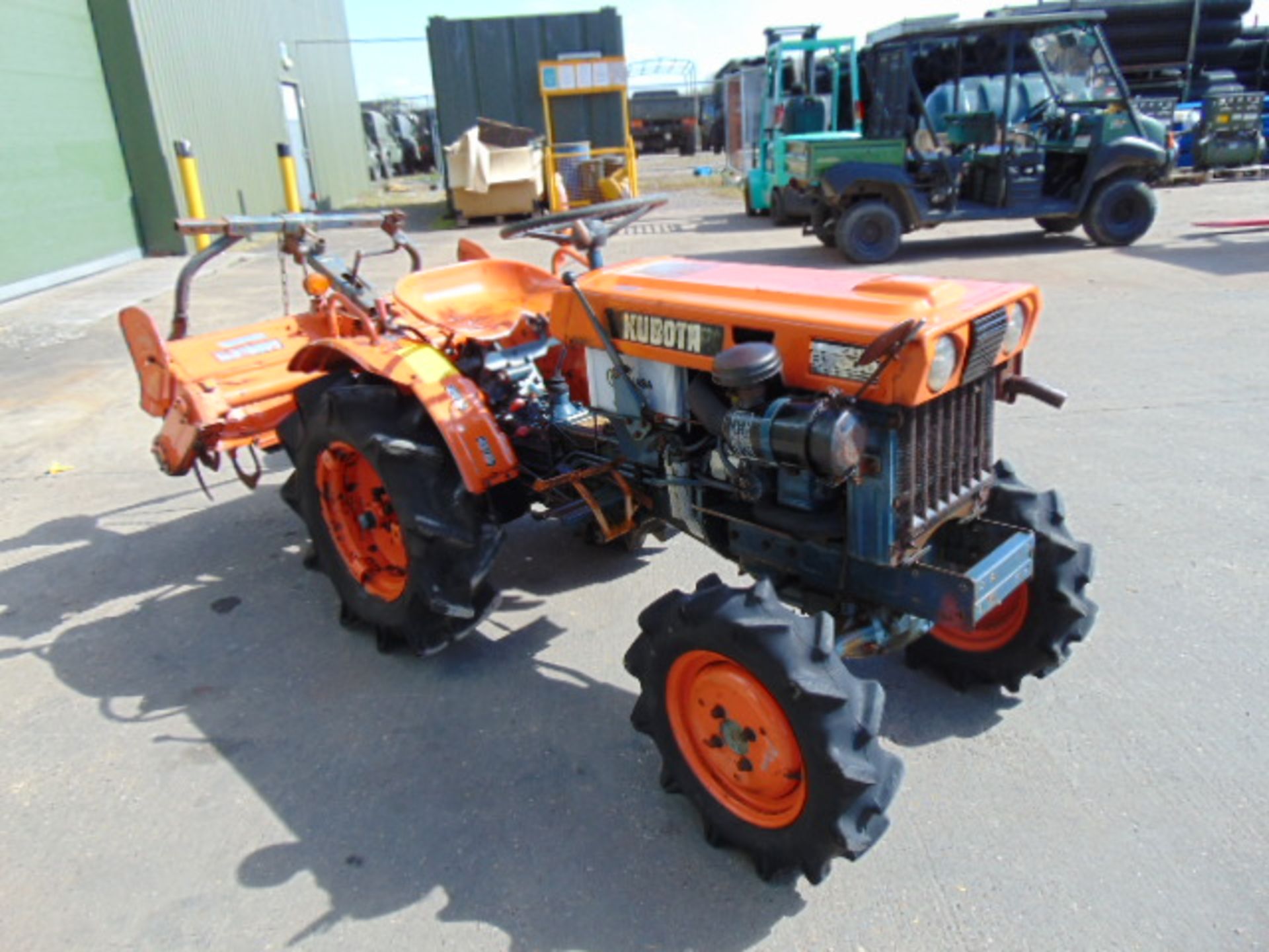 Kubota B7000 4x4 Compact Tractor c/w Rotavator - Image 3 of 19