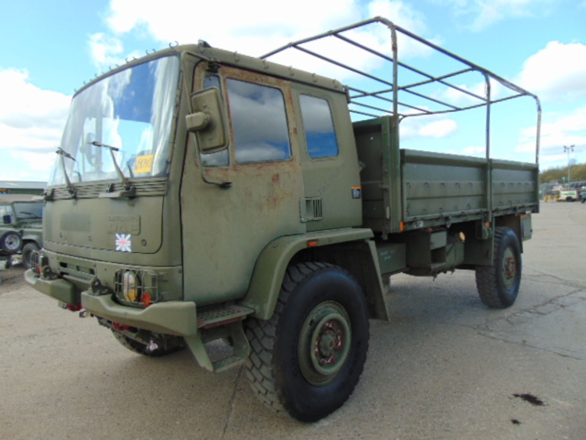 Left Hand Drive Leyland Daf 45/150 4 x 4 fitted with Hydraulic Winch ( operates Front and Rear ) - Image 3 of 25