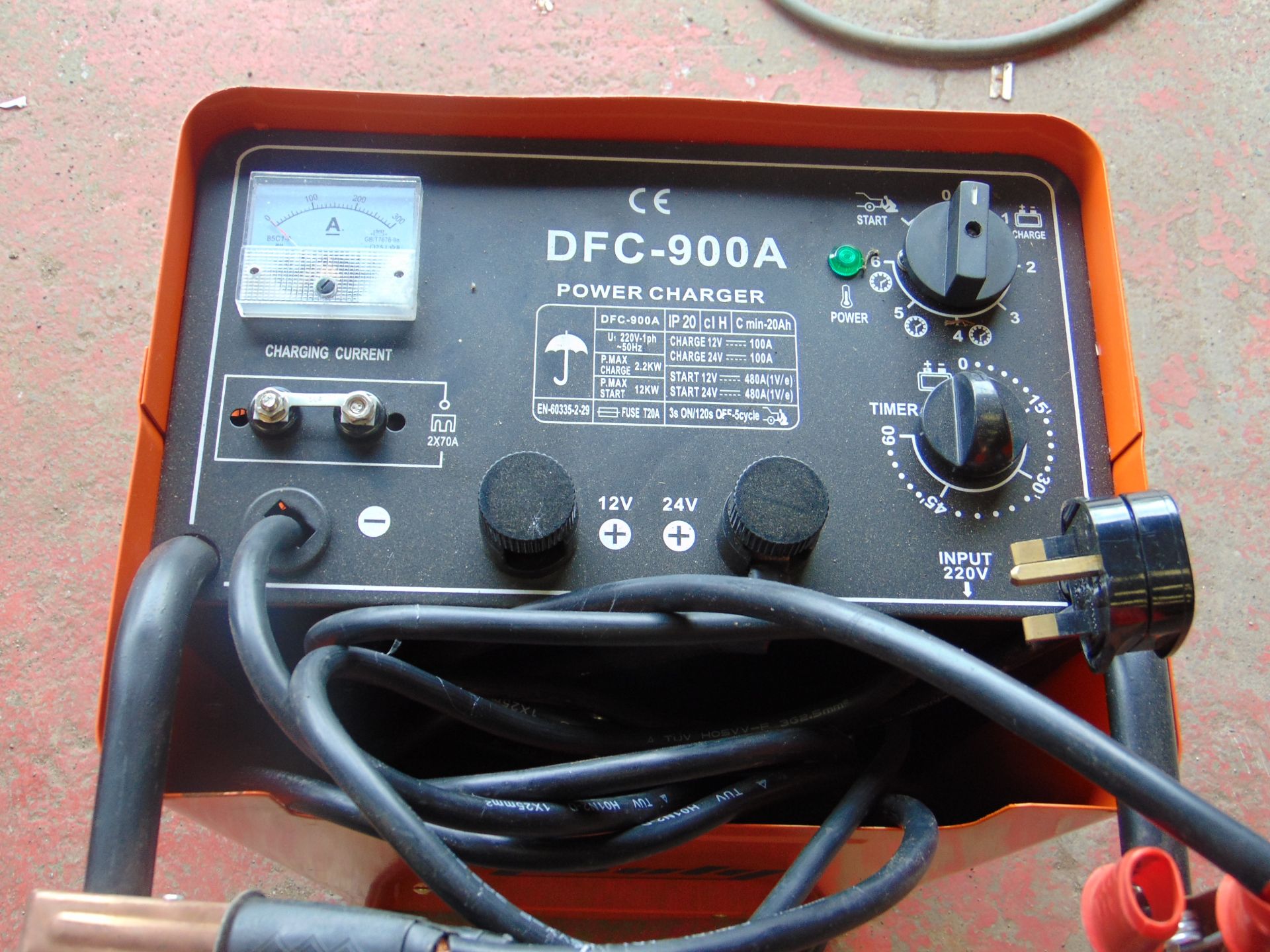 DFC - 900A 12/24 VOLT POWER CHARGER UNUSED - Image 4 of 4
