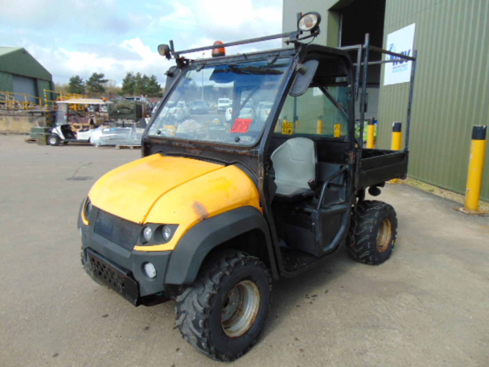 JCB Workmax 4WD Diesel Utility Vehicle UTV shows ONLY 316 HOURS! - Image 3 of 17